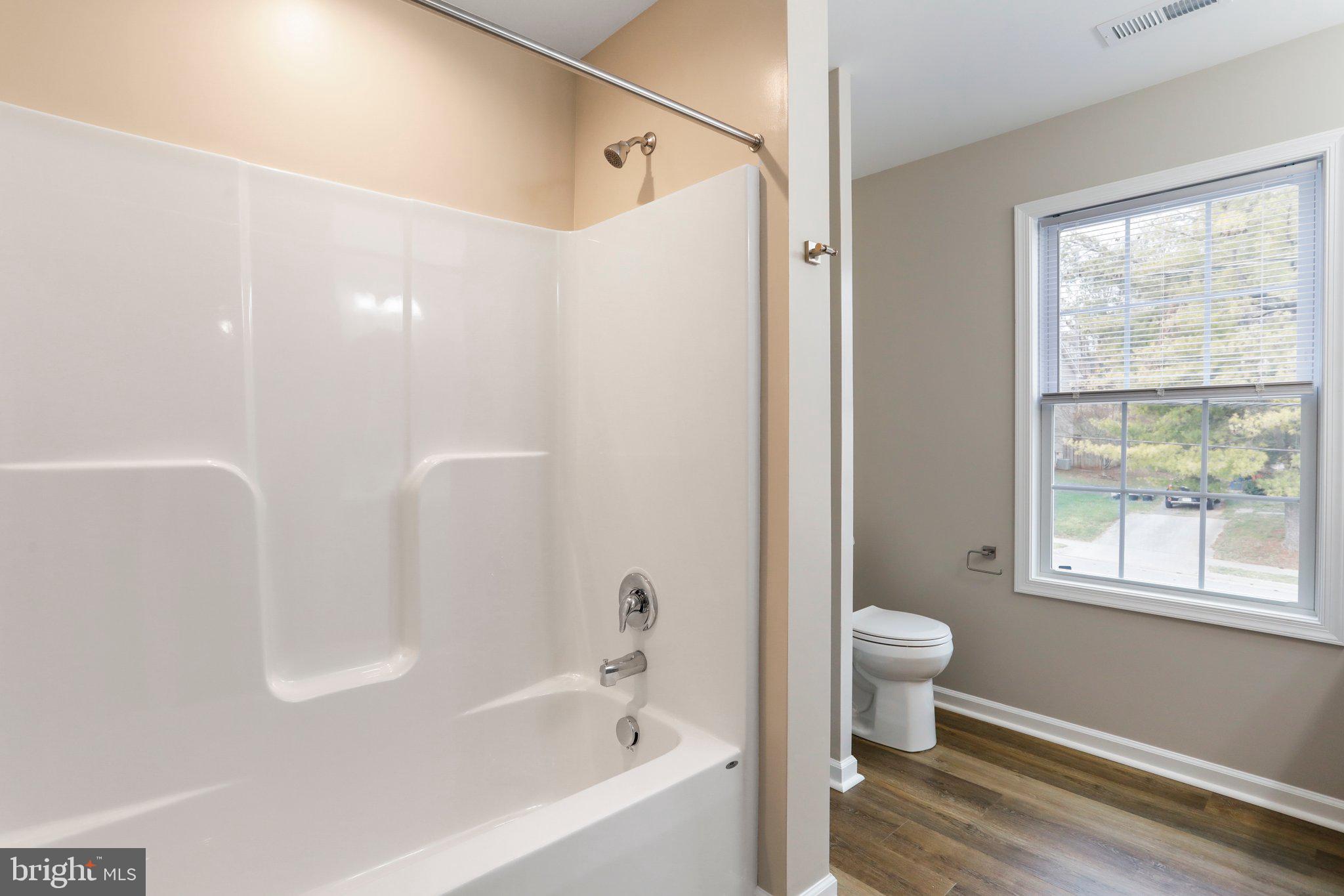 WEST SIDE - Residential Lease