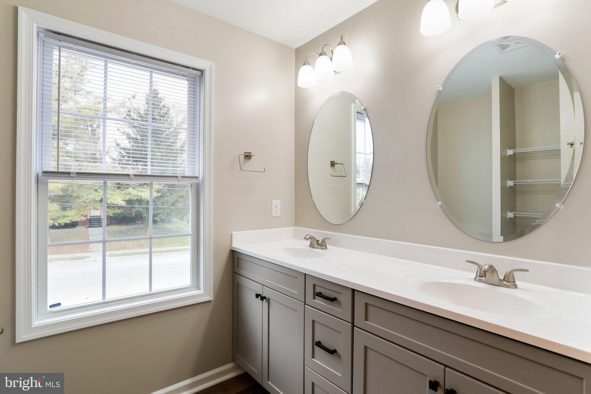 WEST SIDE - Residential Lease