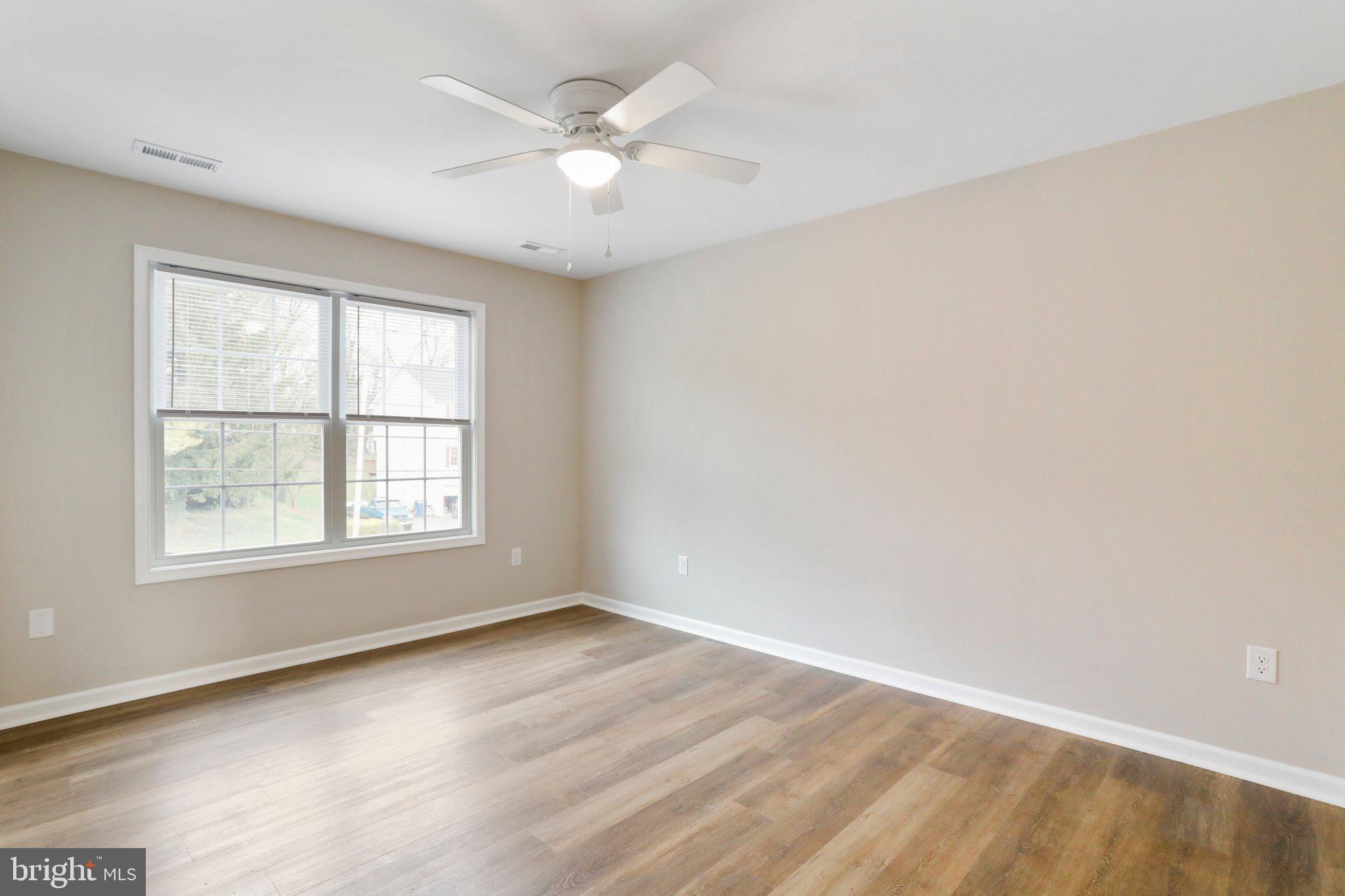 WEST SIDE - Residential Lease