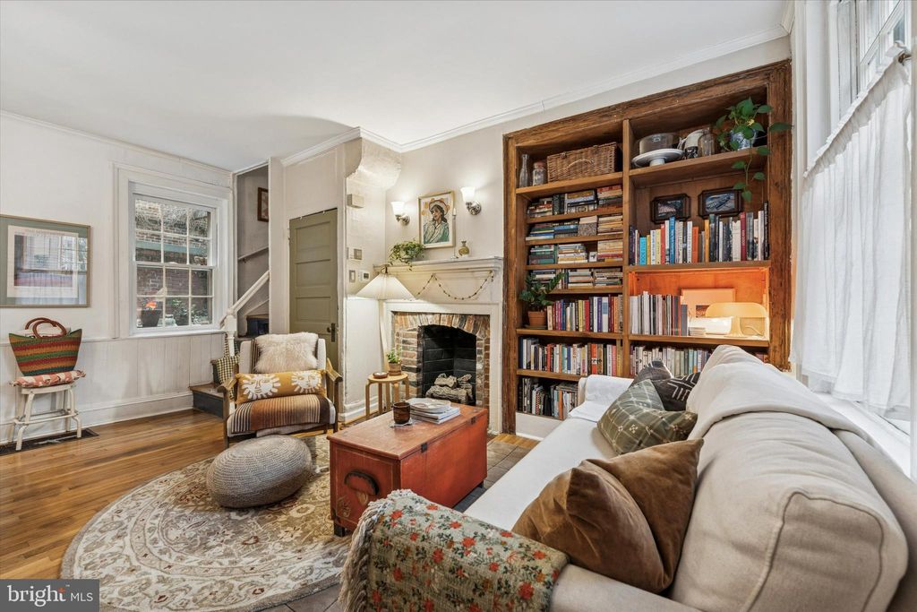 Photo of 258 S Quince Street, PHILADELPHIA, PA 19107 (MLS # PAPH2572394)