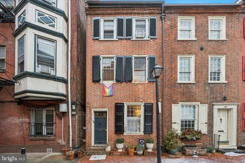 Photo of 258 S Quince Street, PHILADELPHIA, PA 19107 (MLS # PAPH2572394)
