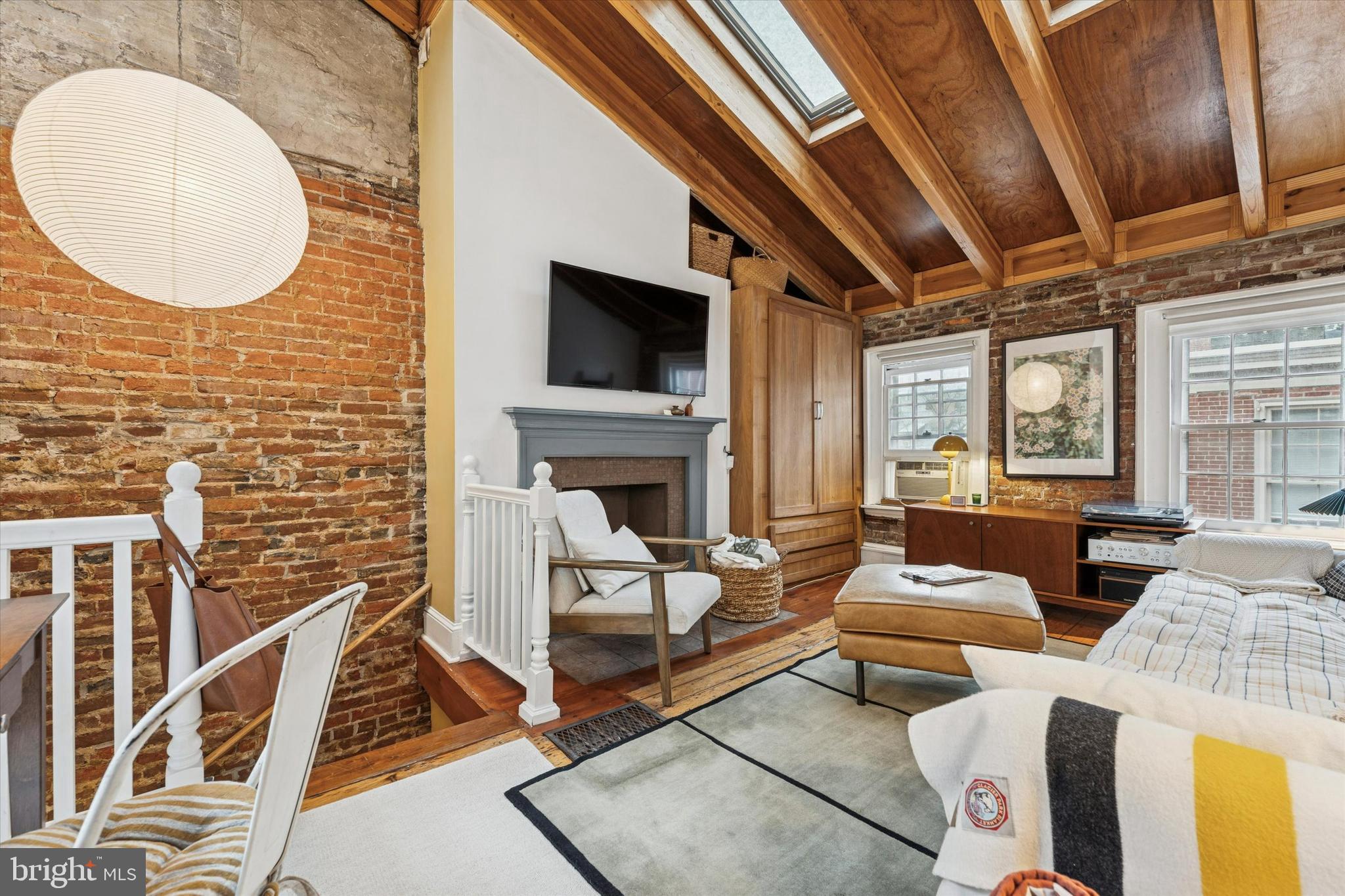 WASHINGTON SQ WEST - Residential