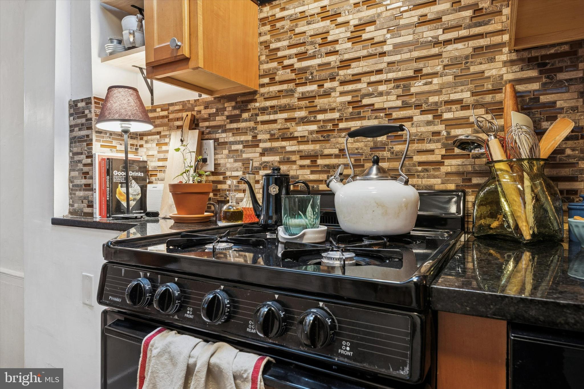 WASHINGTON SQ WEST - Residential