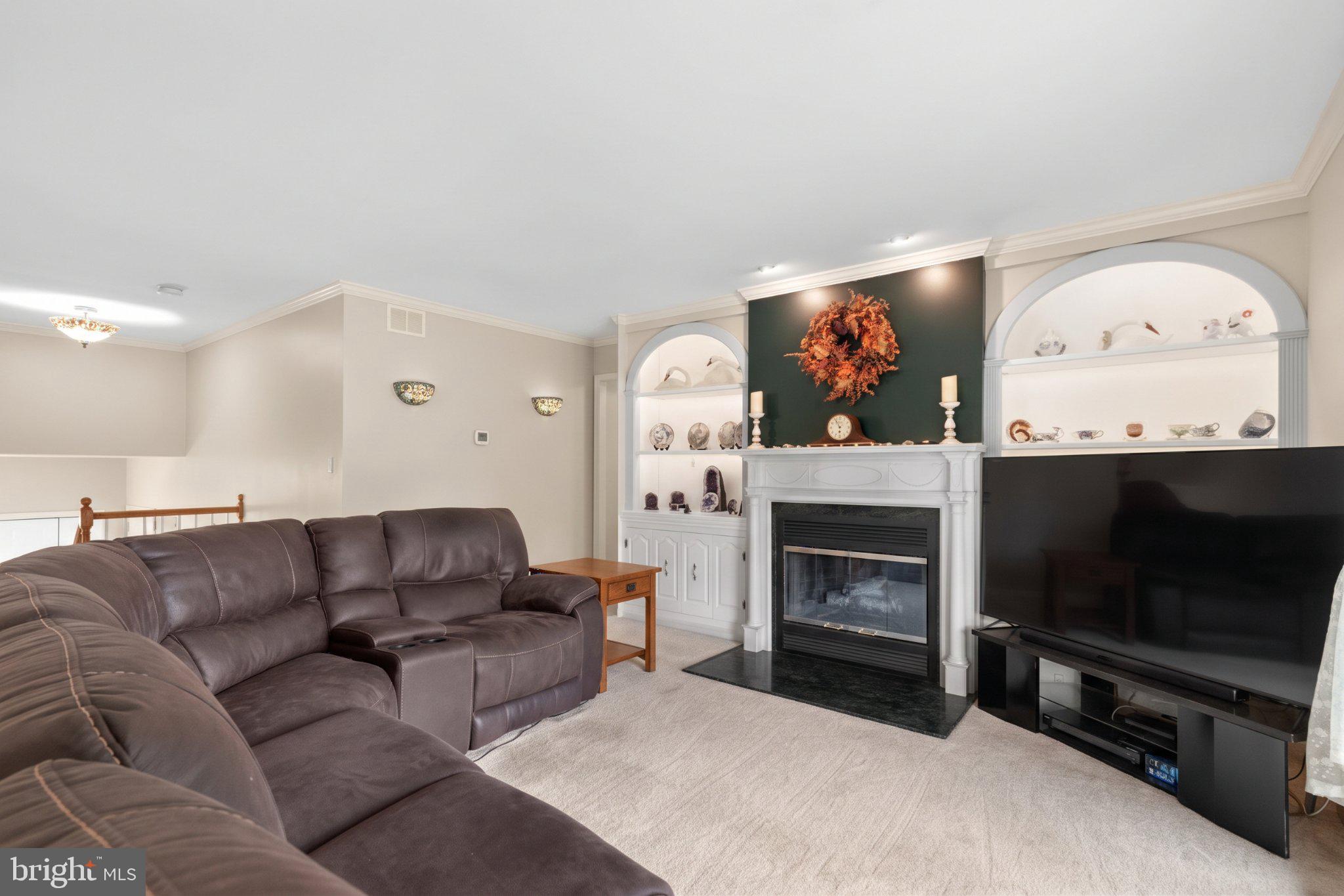 10338 LOMBARDI DRIVE