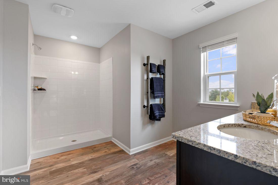 TUSCARORA CREEK - Residential