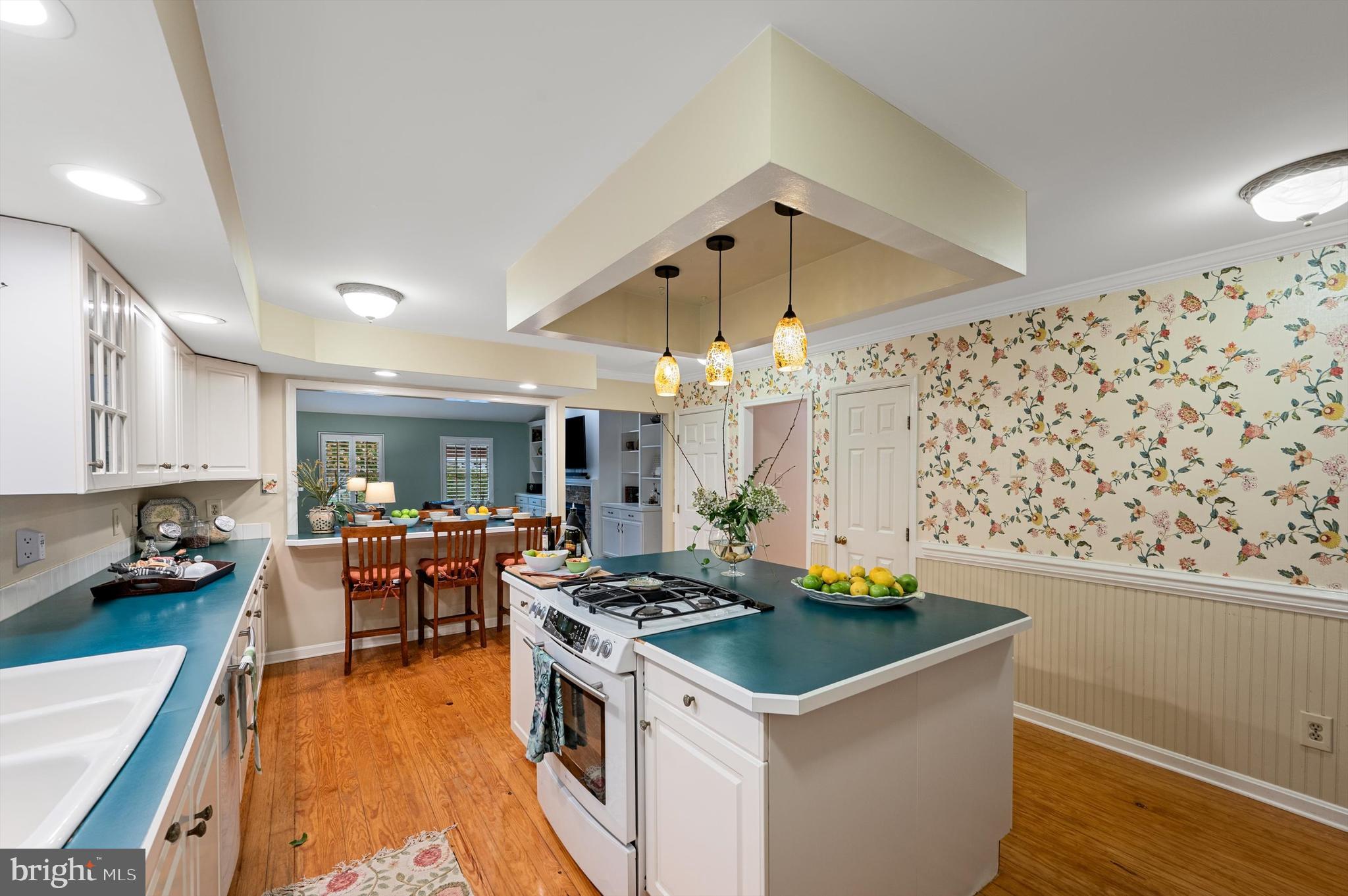 VALLEY VIEW - Residential