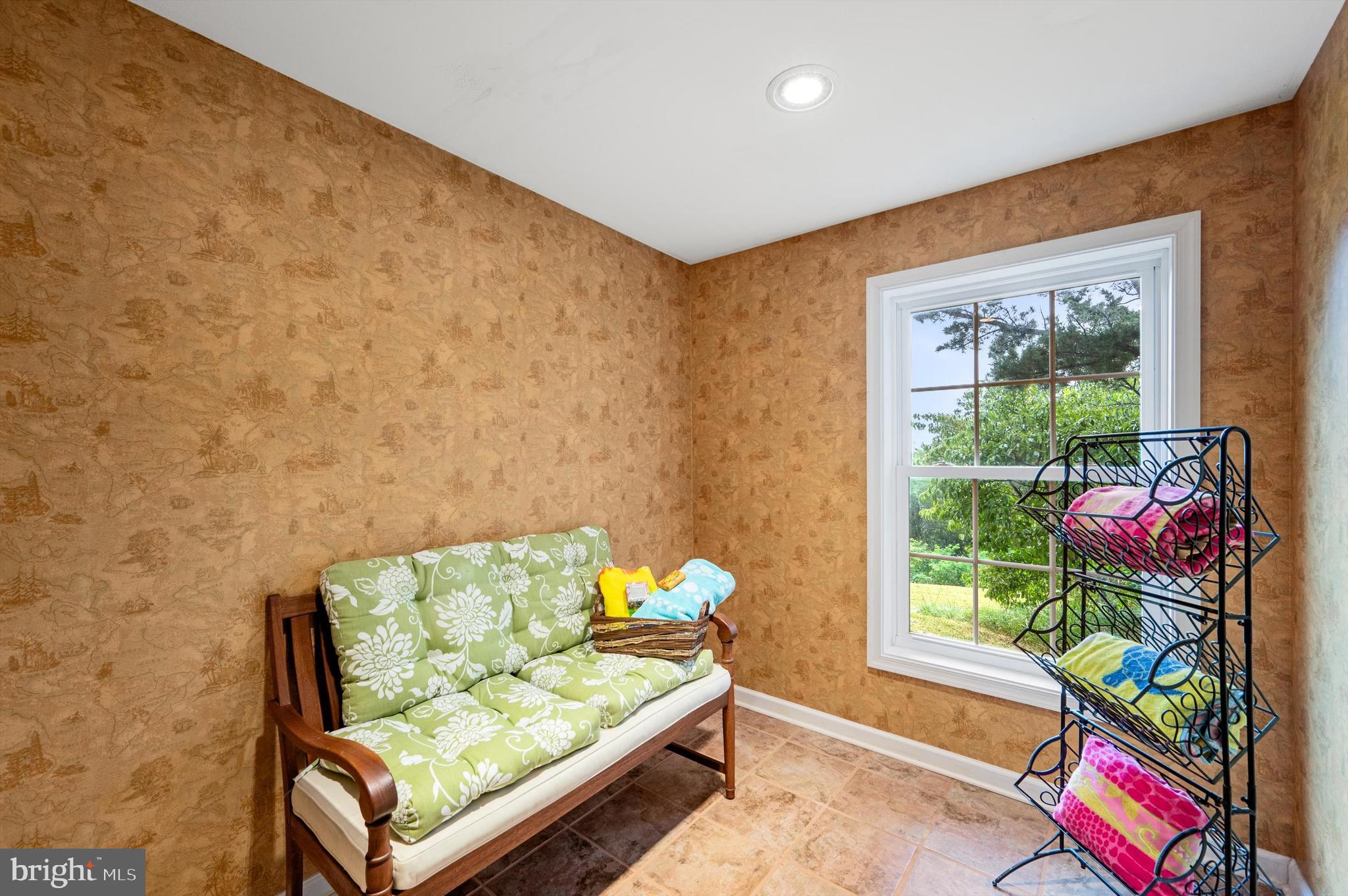 VALLEY VIEW - Residential