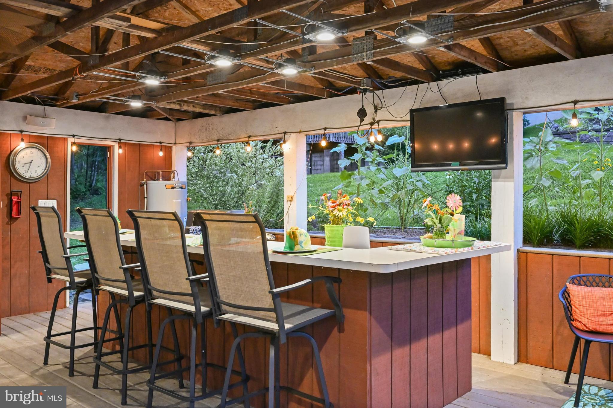 VALLEY VIEW - Residential