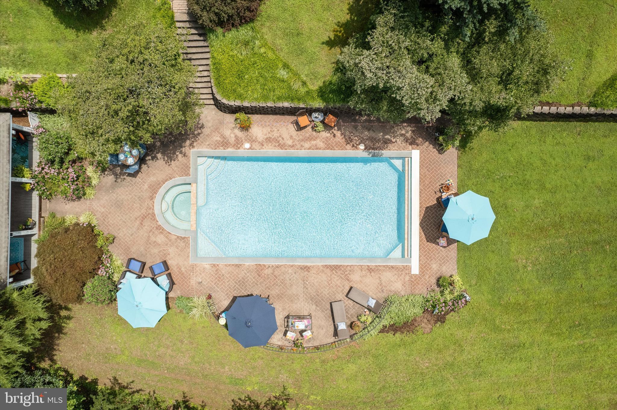 VALLEY VIEW - Residential