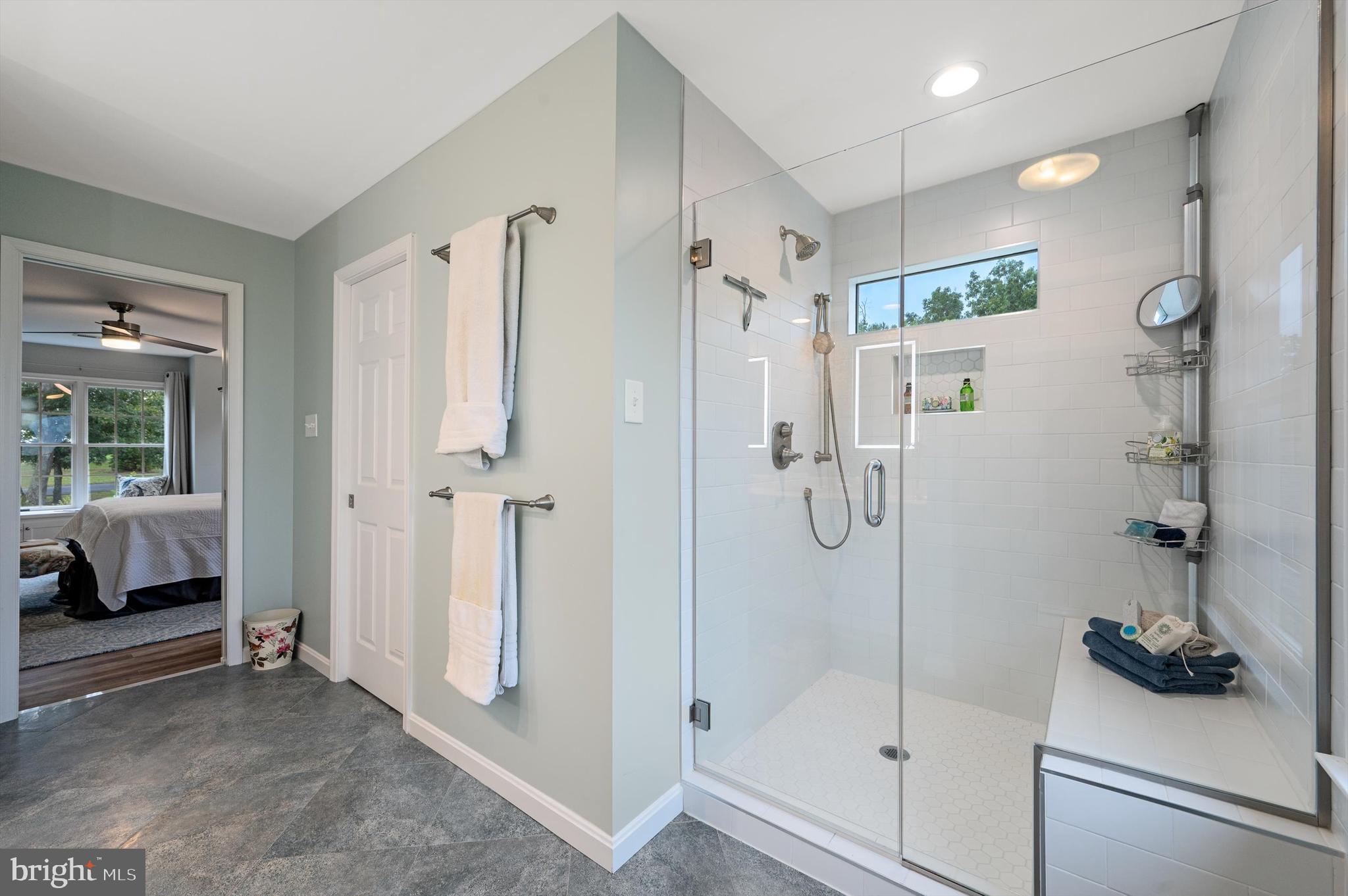 VALLEY VIEW - Residential