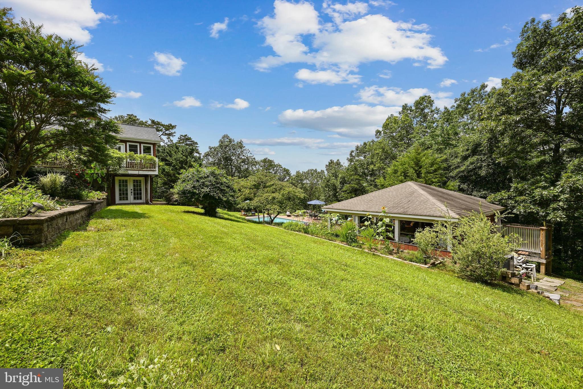 VALLEY VIEW - Residential