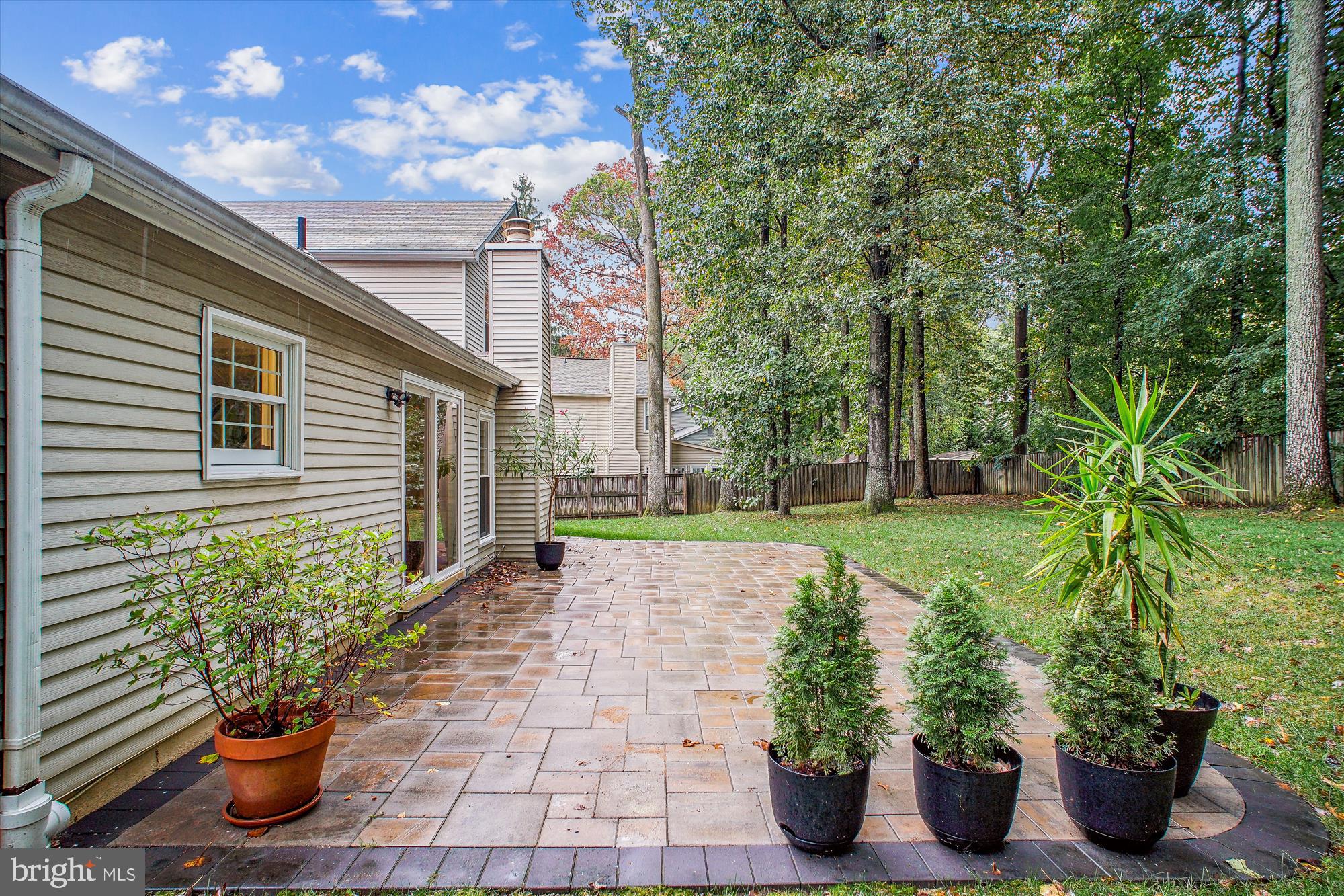 FOX MILL ESTATES - Residential Lease