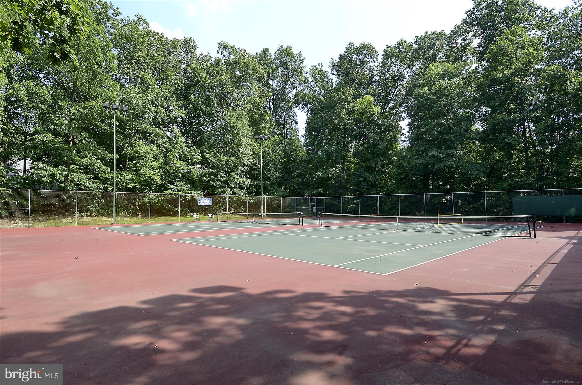 FOX MILL ESTATES - Residential Lease