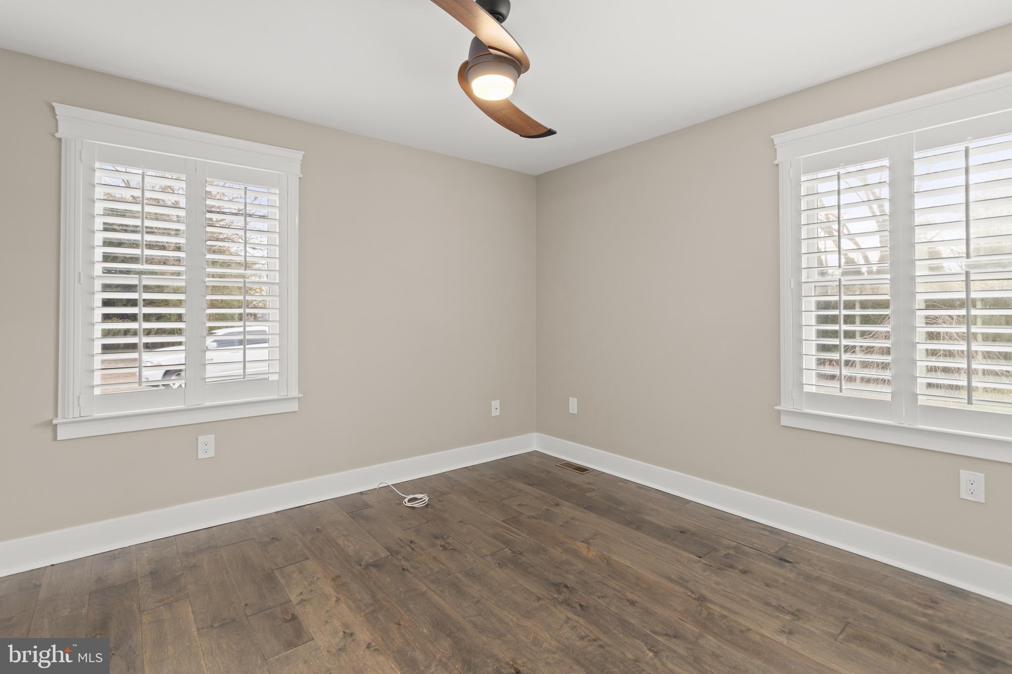 FEASTERVILLE HGTS - Residential