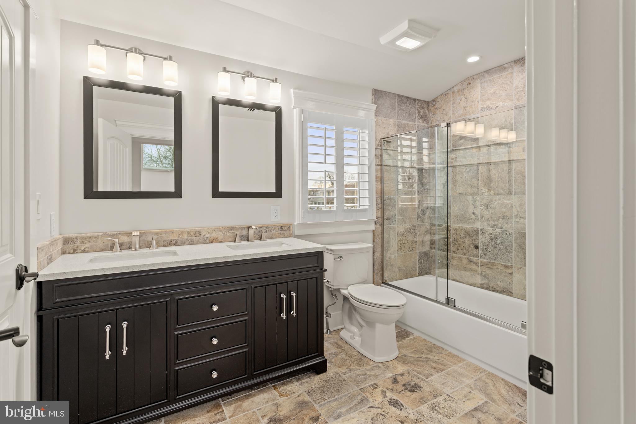 FEASTERVILLE HGTS - Residential