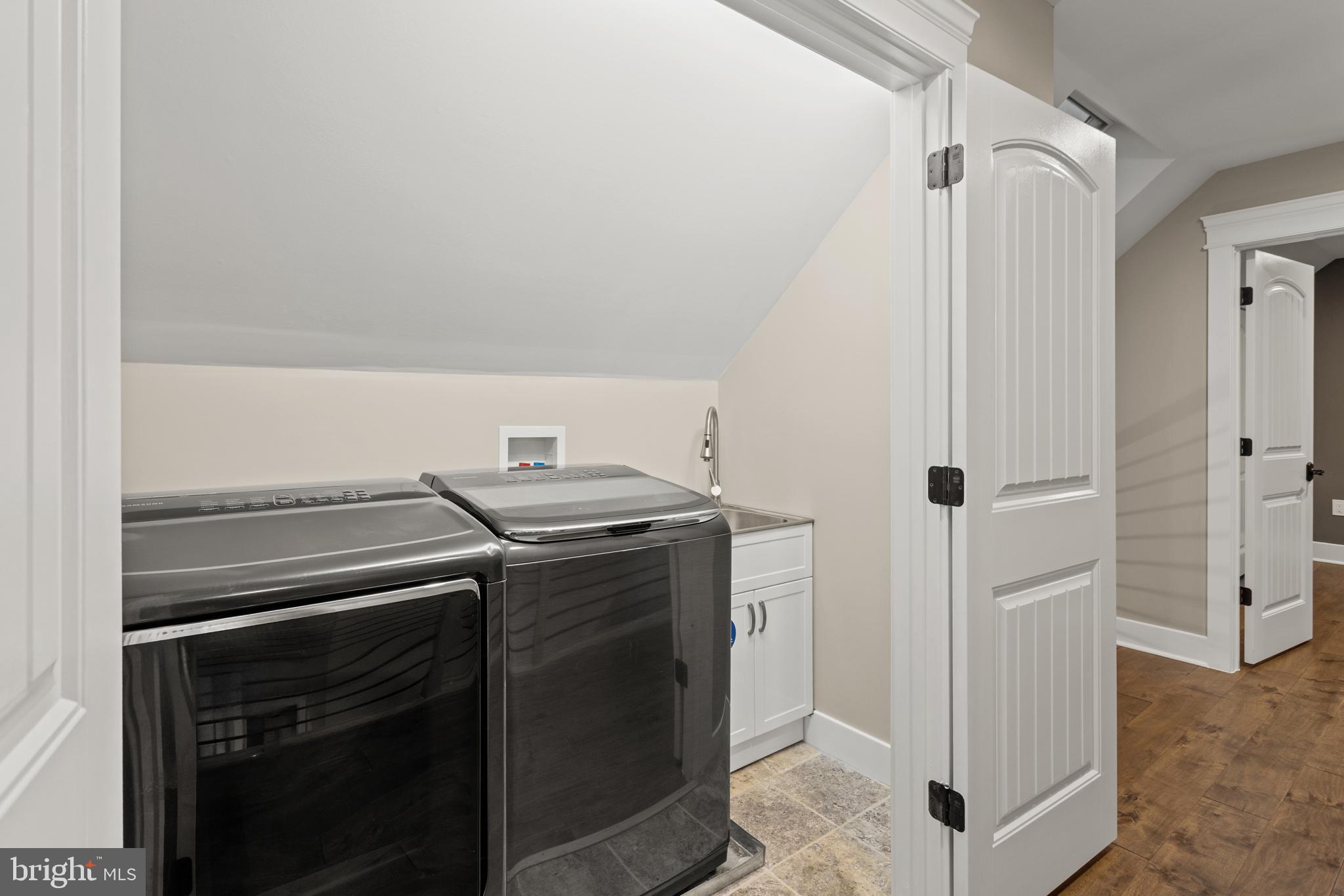 FEASTERVILLE HGTS - Residential