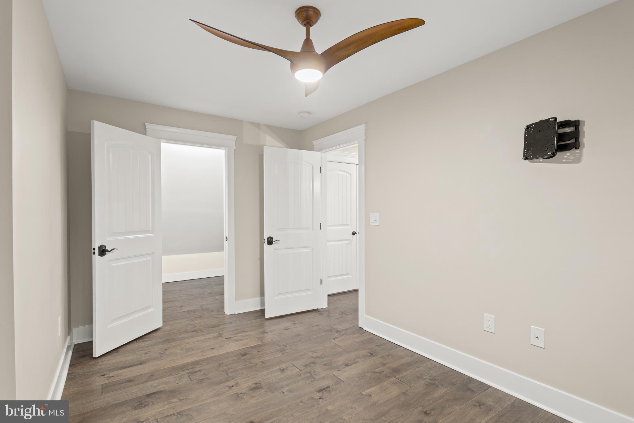 FEASTERVILLE HGTS - Residential