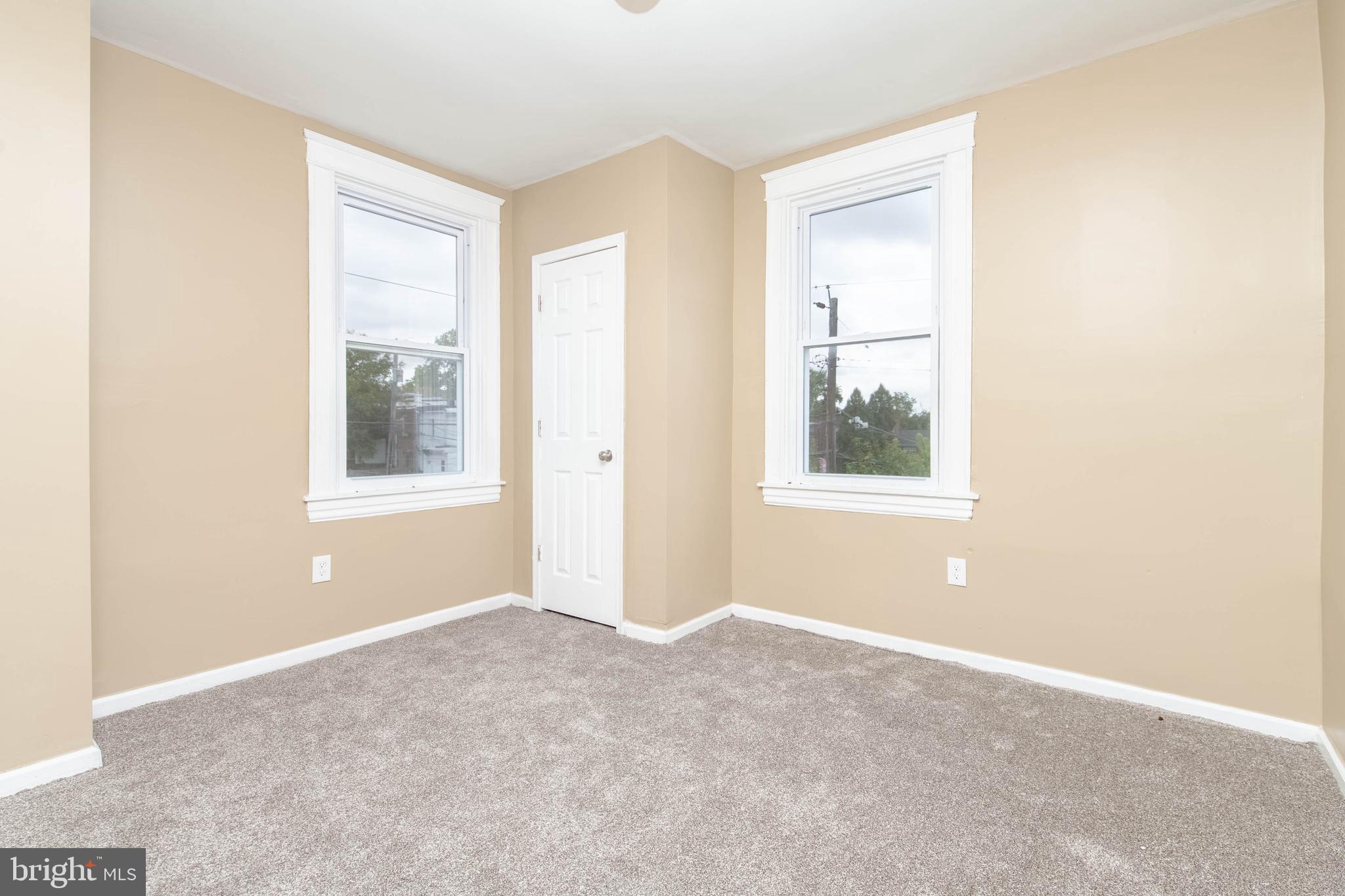 PEN LUCY - Residential