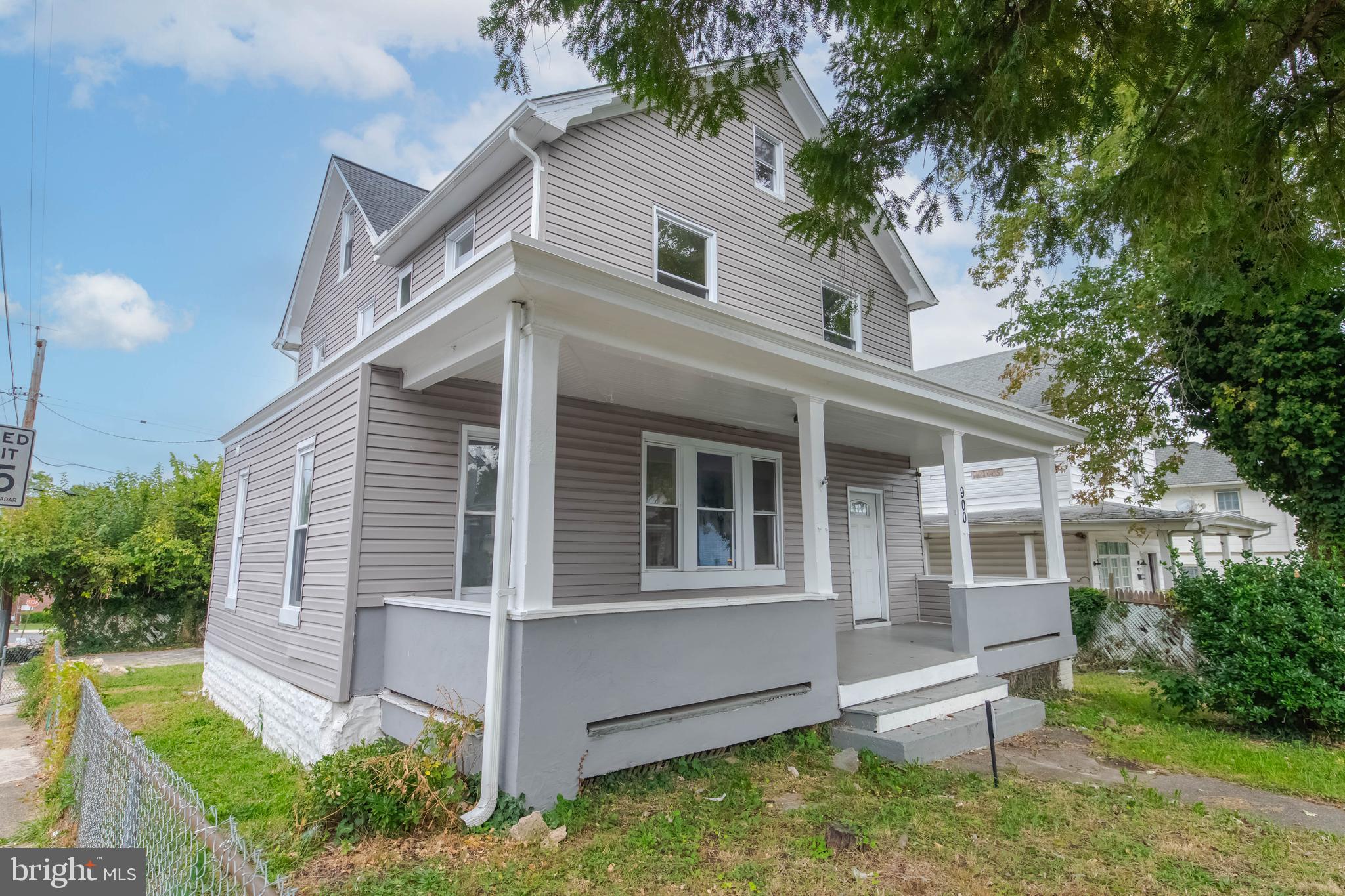 PEN LUCY - Residential