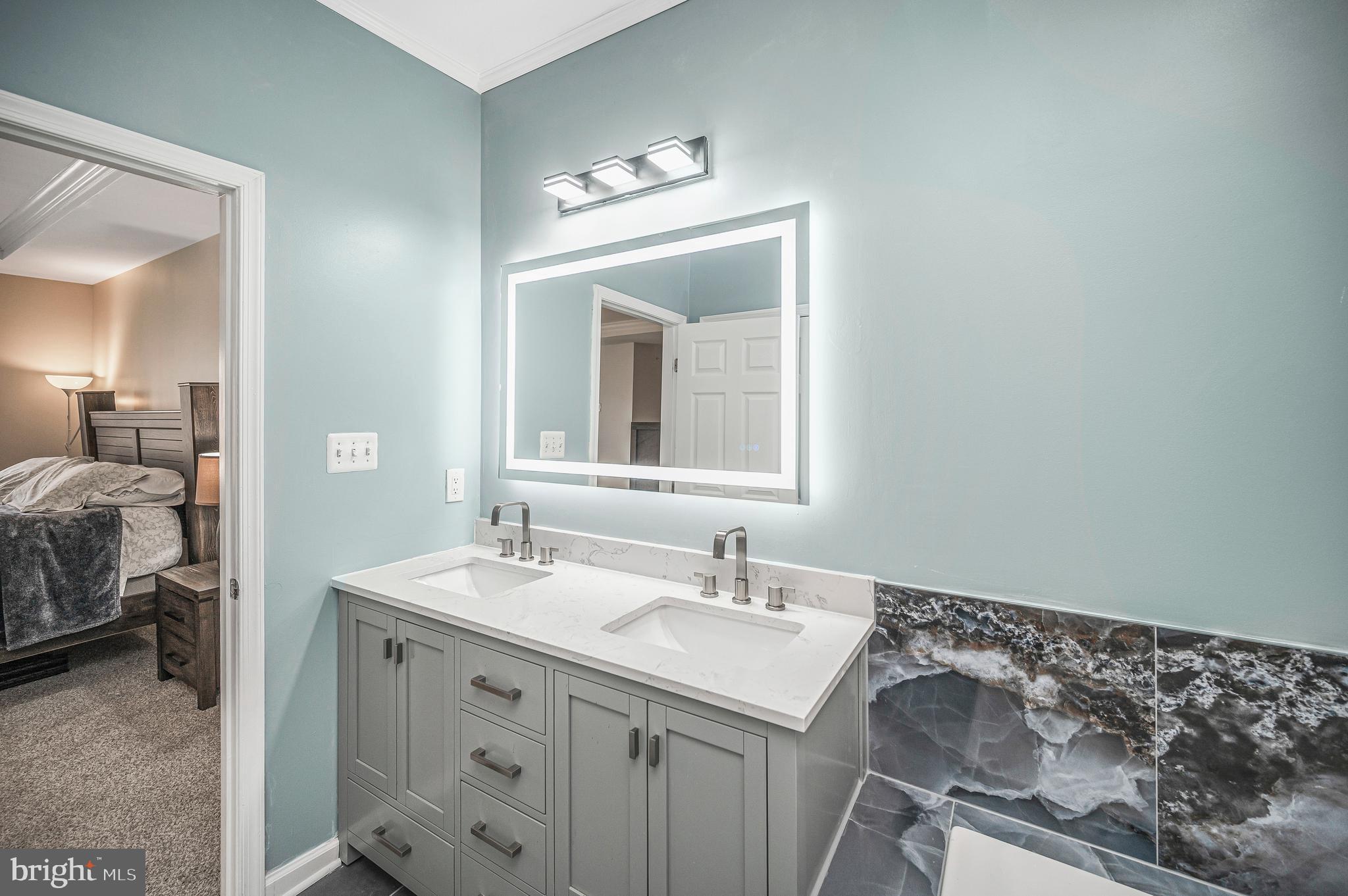 POTOMAC CLUB - Residential