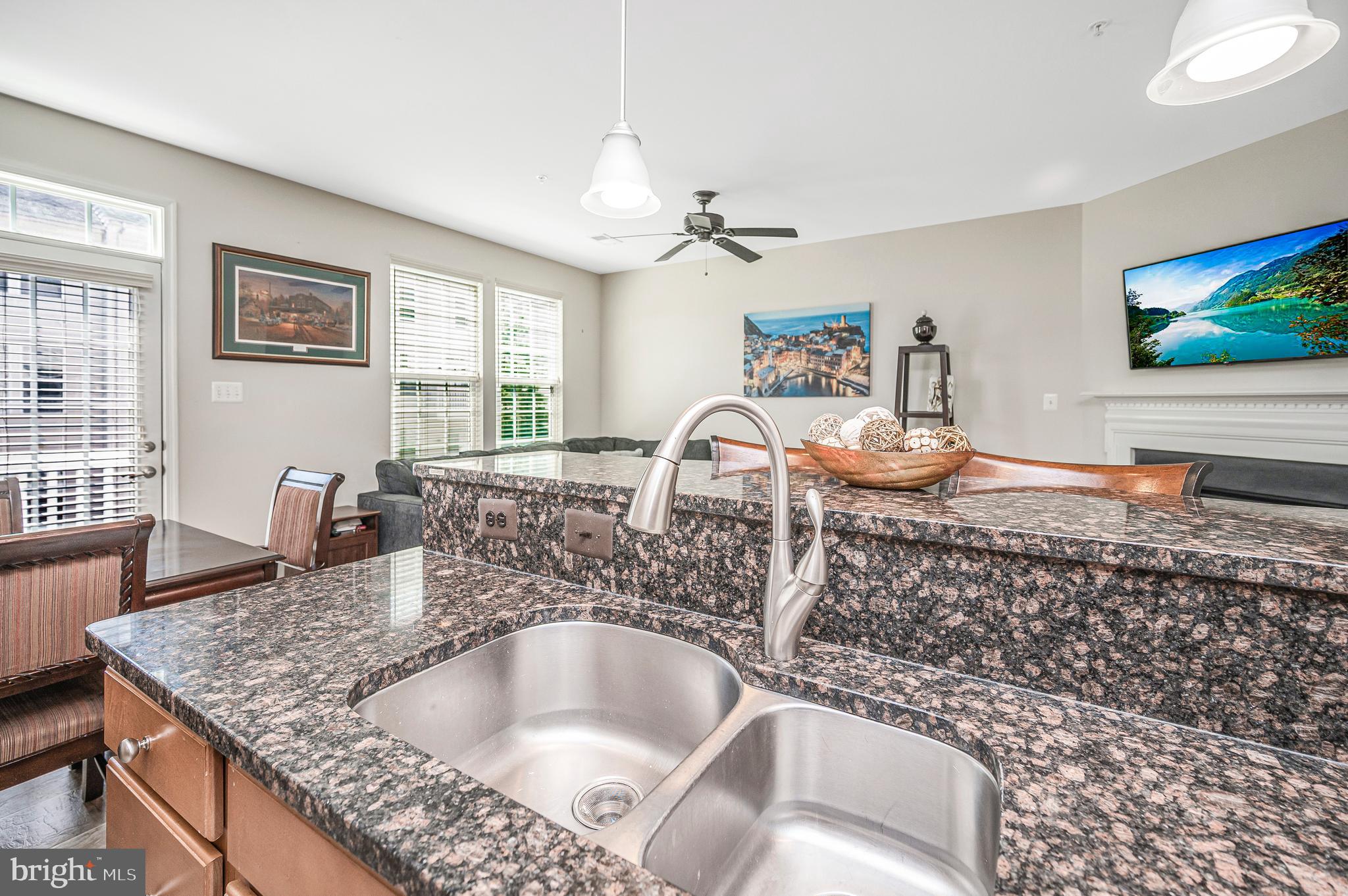 POTOMAC CLUB - Residential