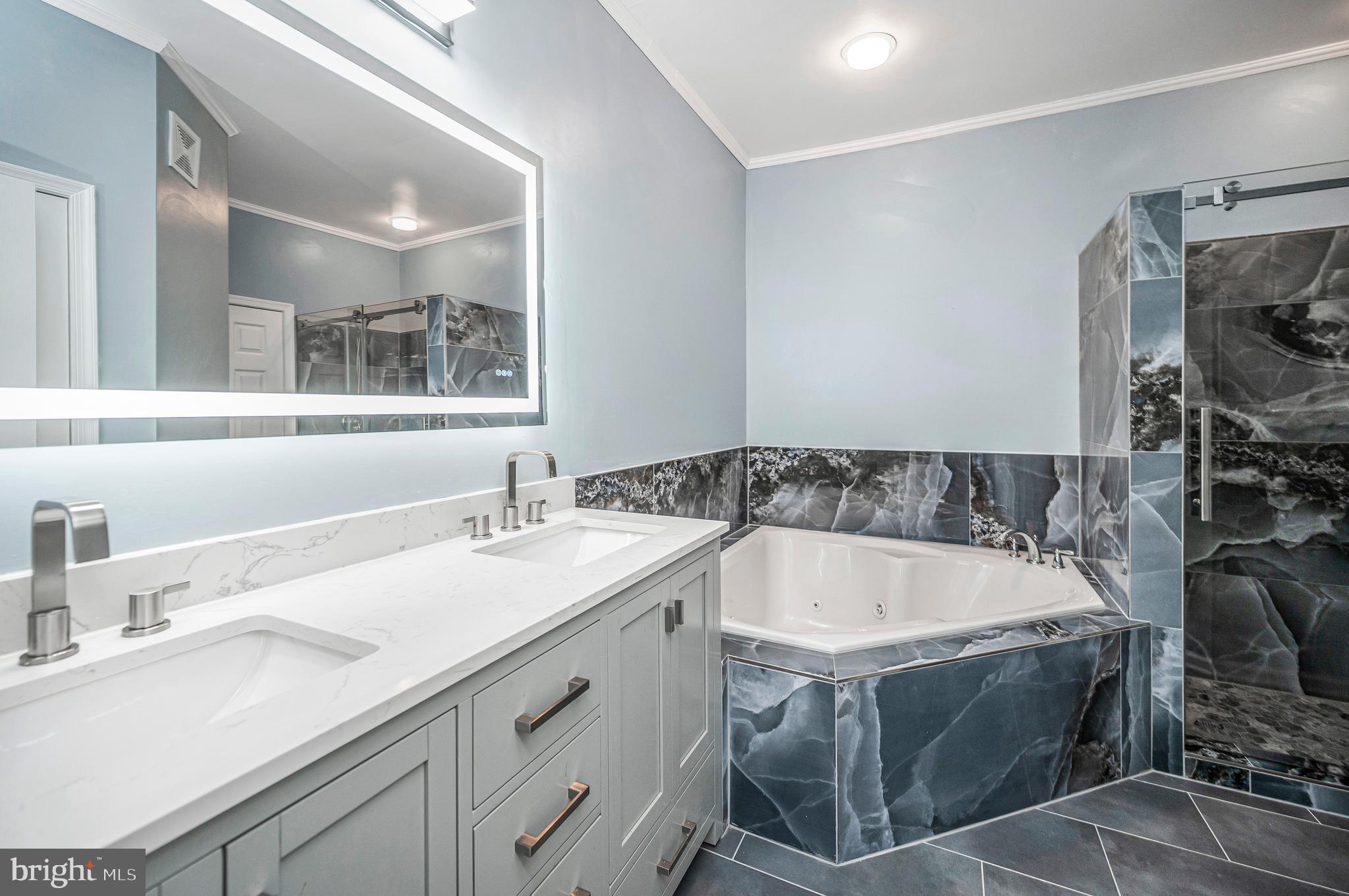POTOMAC CLUB - Residential