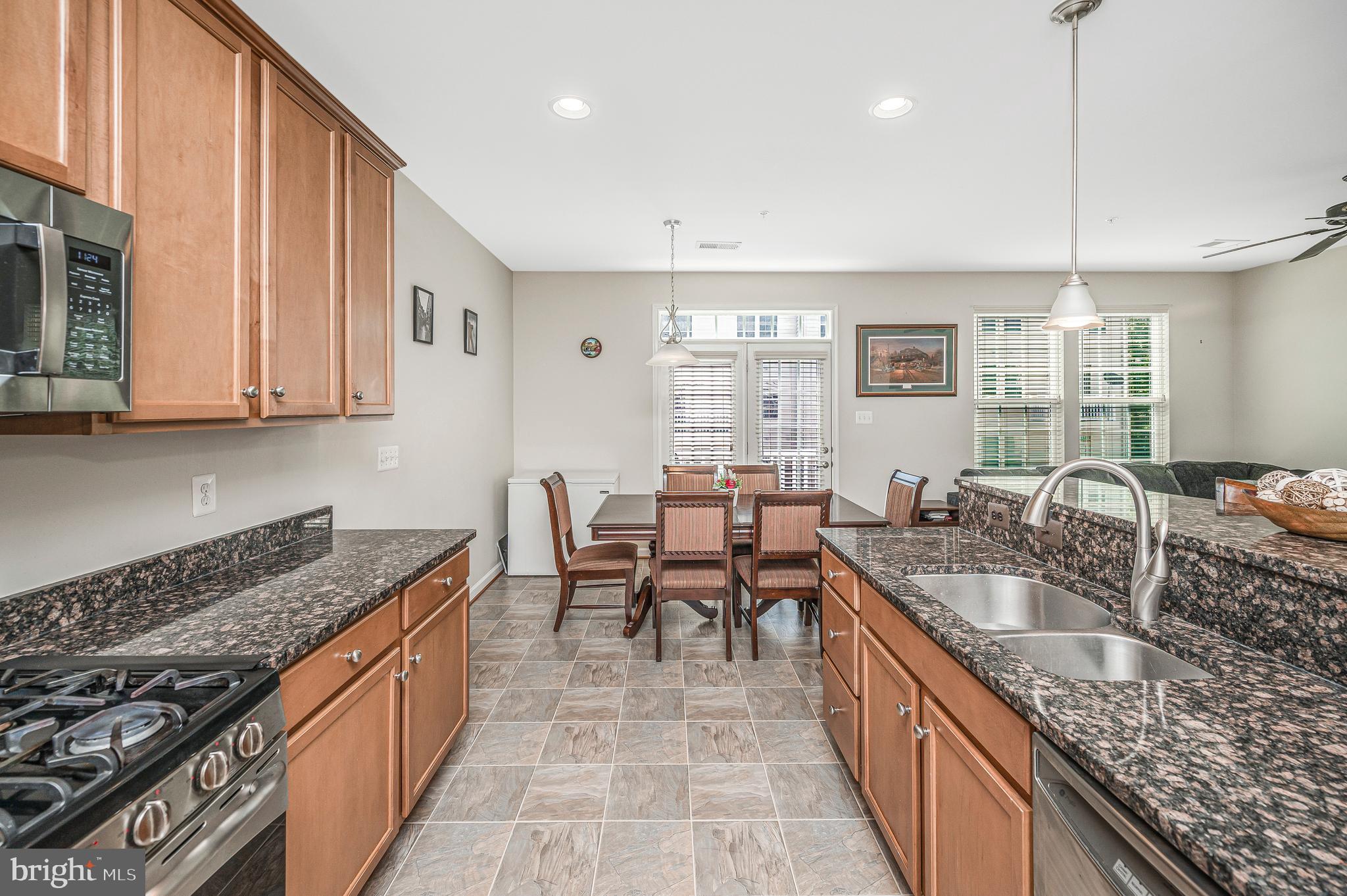 POTOMAC CLUB - Residential