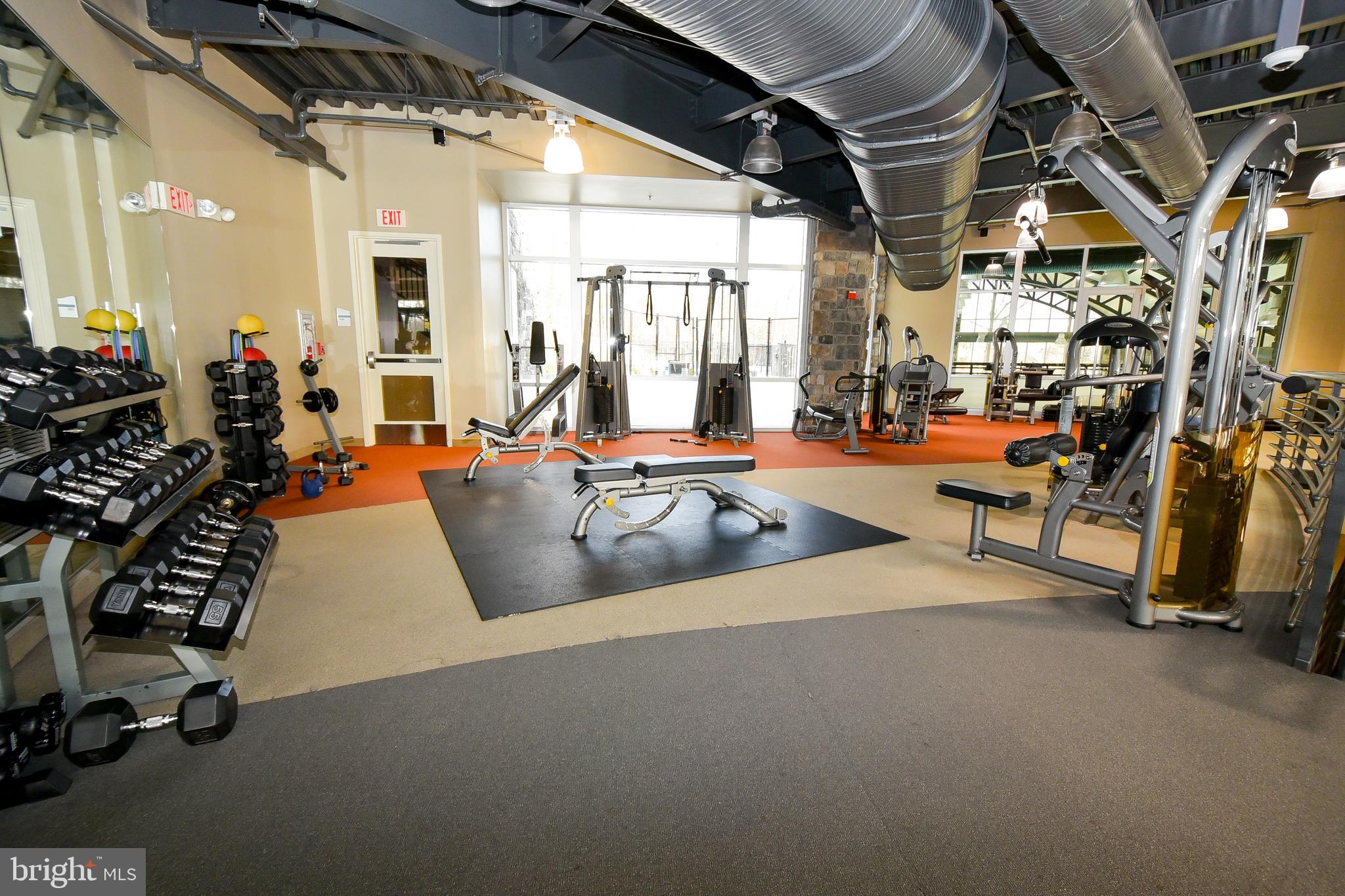POTOMAC CLUB - Residential