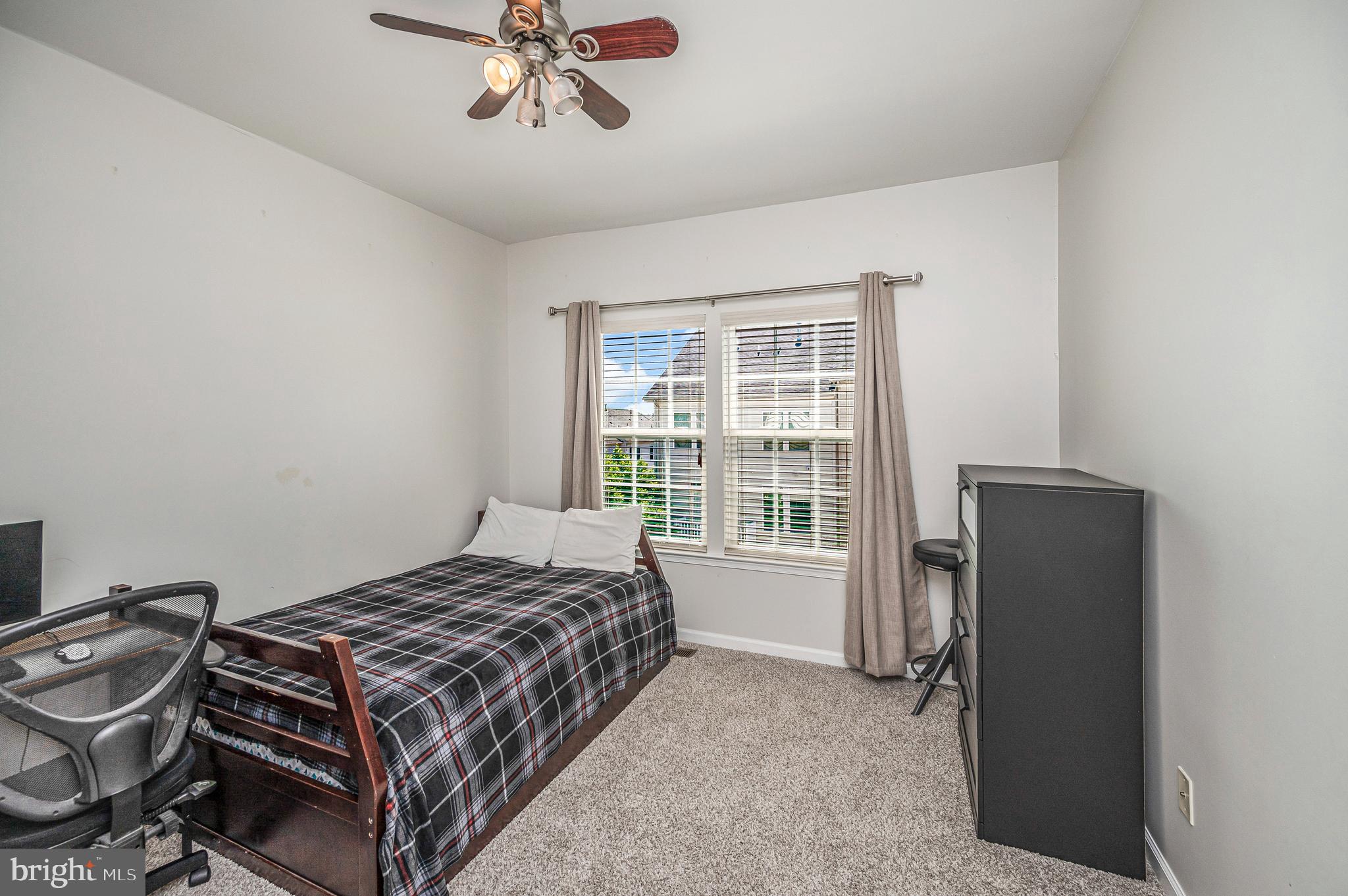 POTOMAC CLUB - Residential