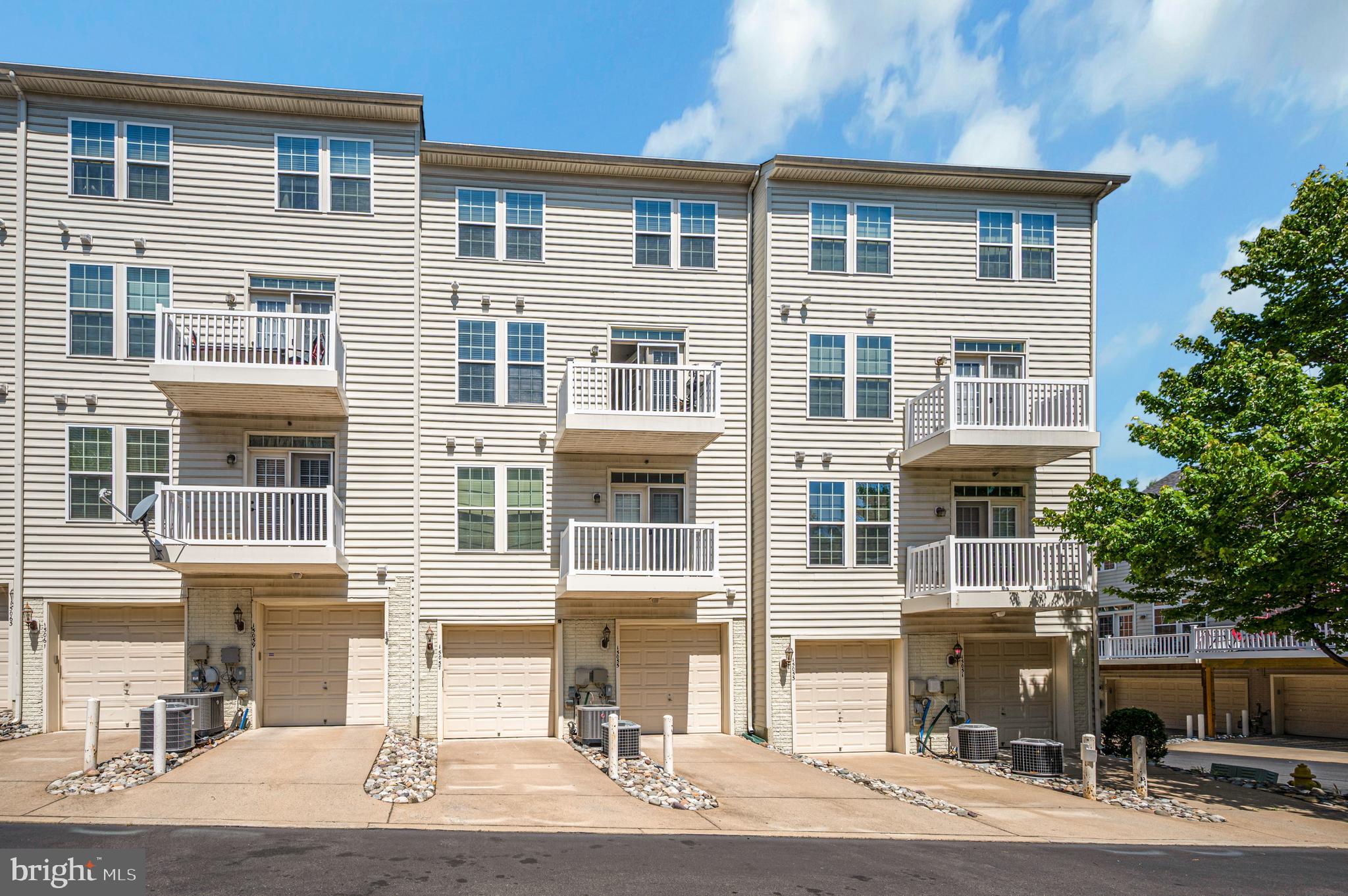 POTOMAC CLUB - Residential