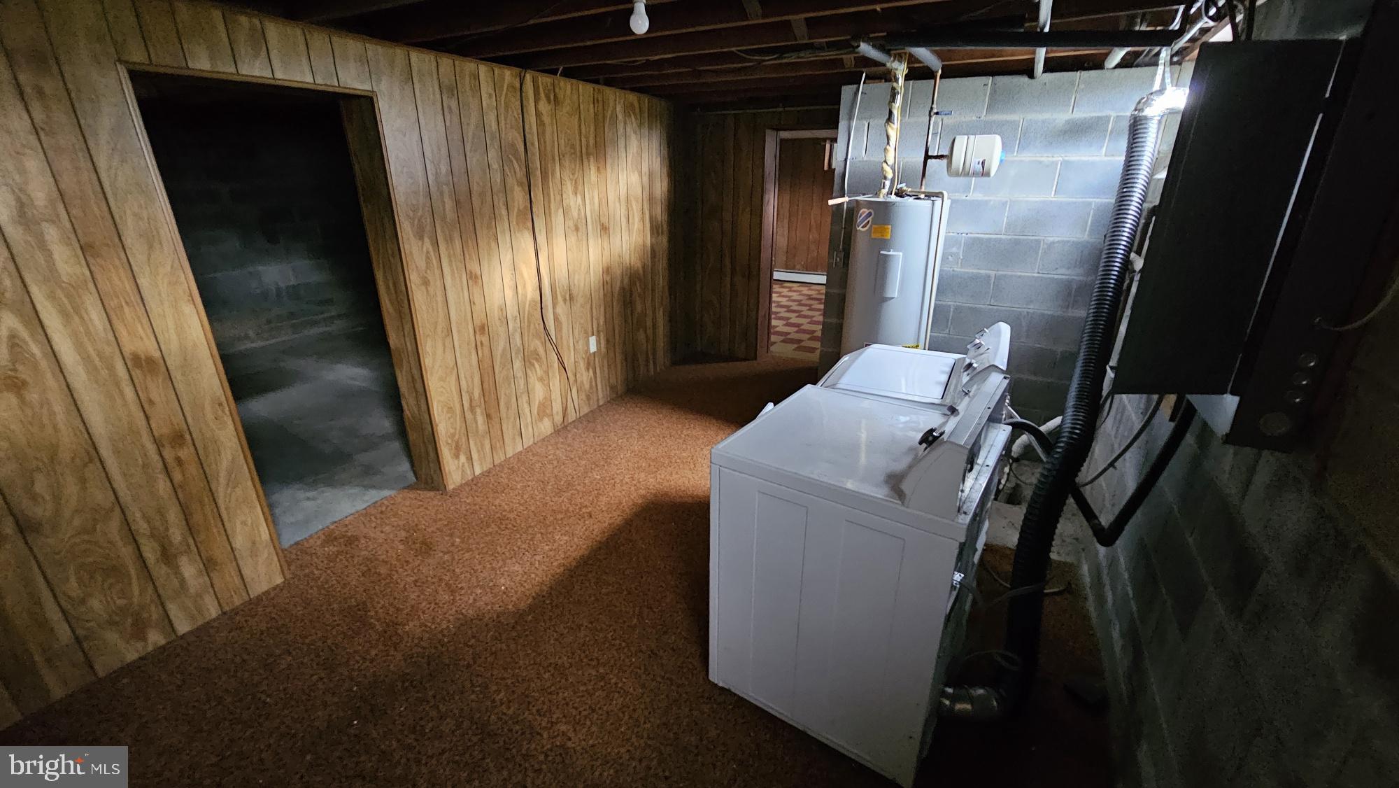 HAGERSTOWN - Residential