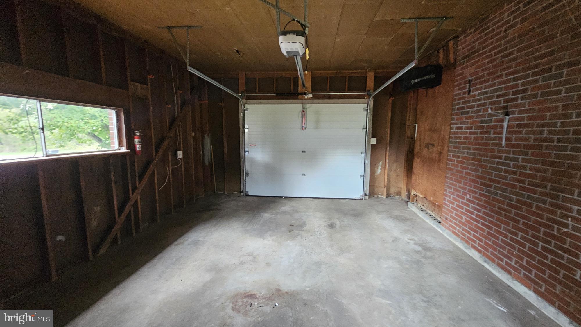 HAGERSTOWN - Residential