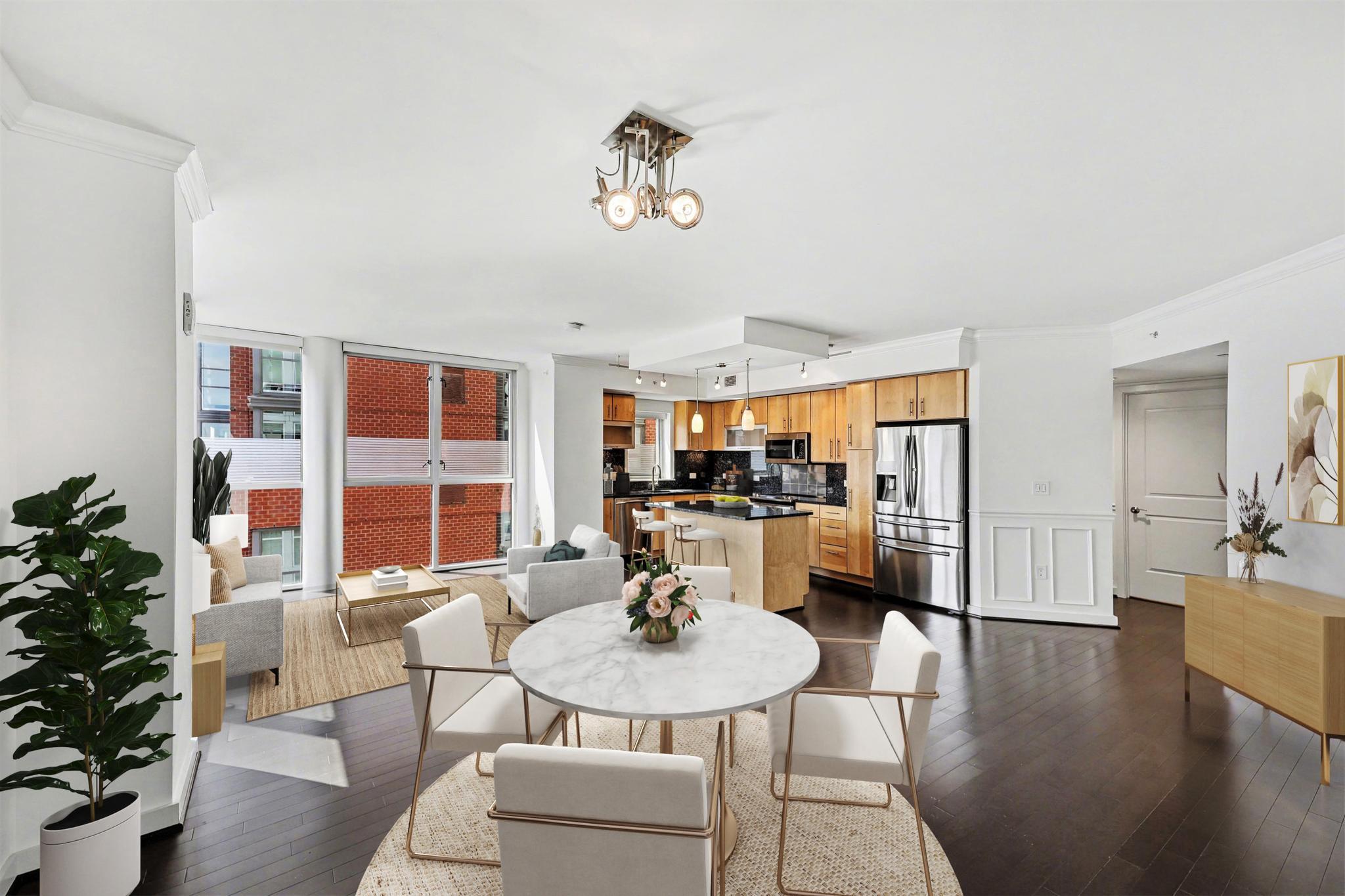 1025 1ST STREET SE 906
