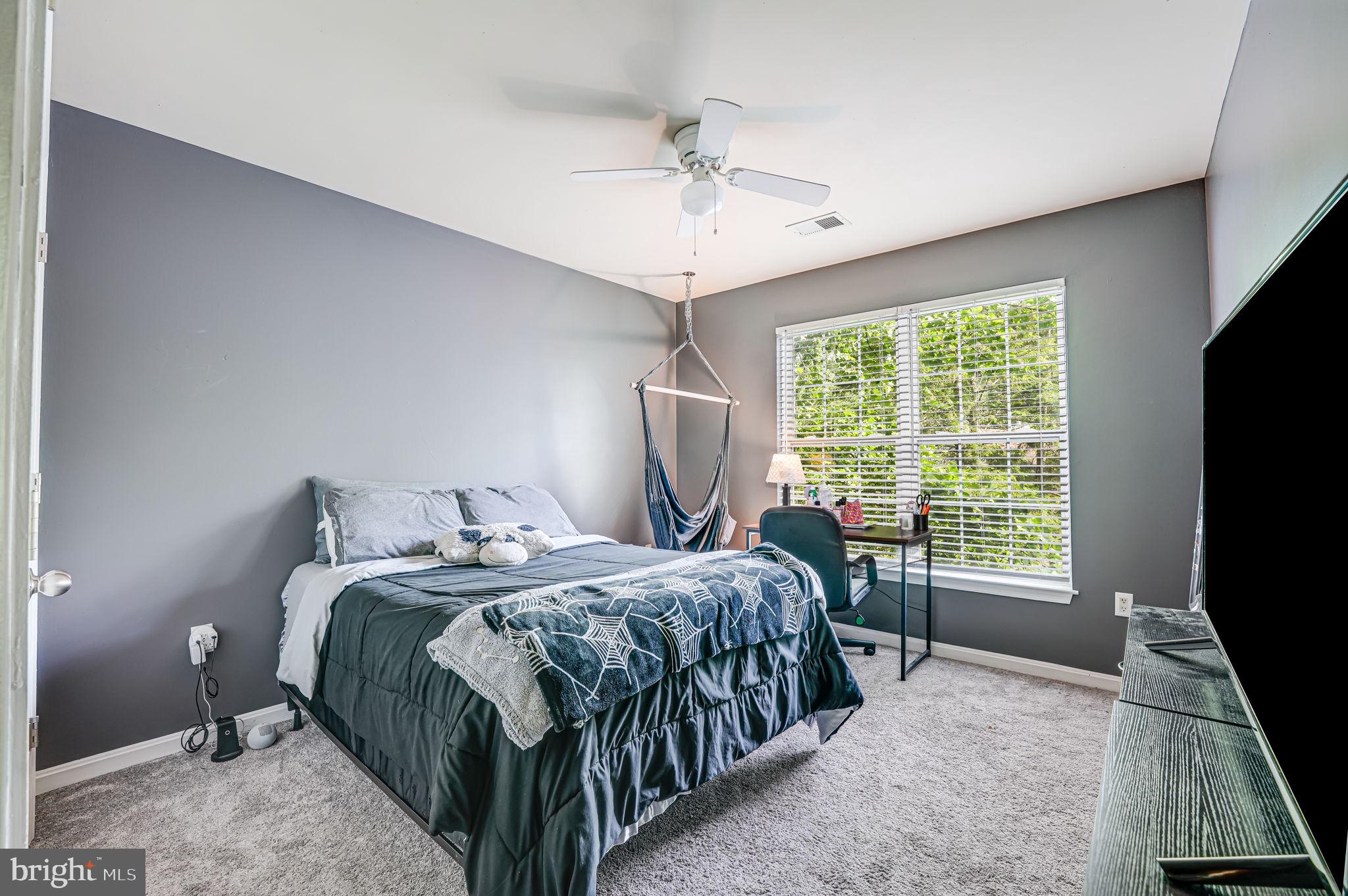 COUNTRY CLUB/LAKE MONTCLAIR - Residential