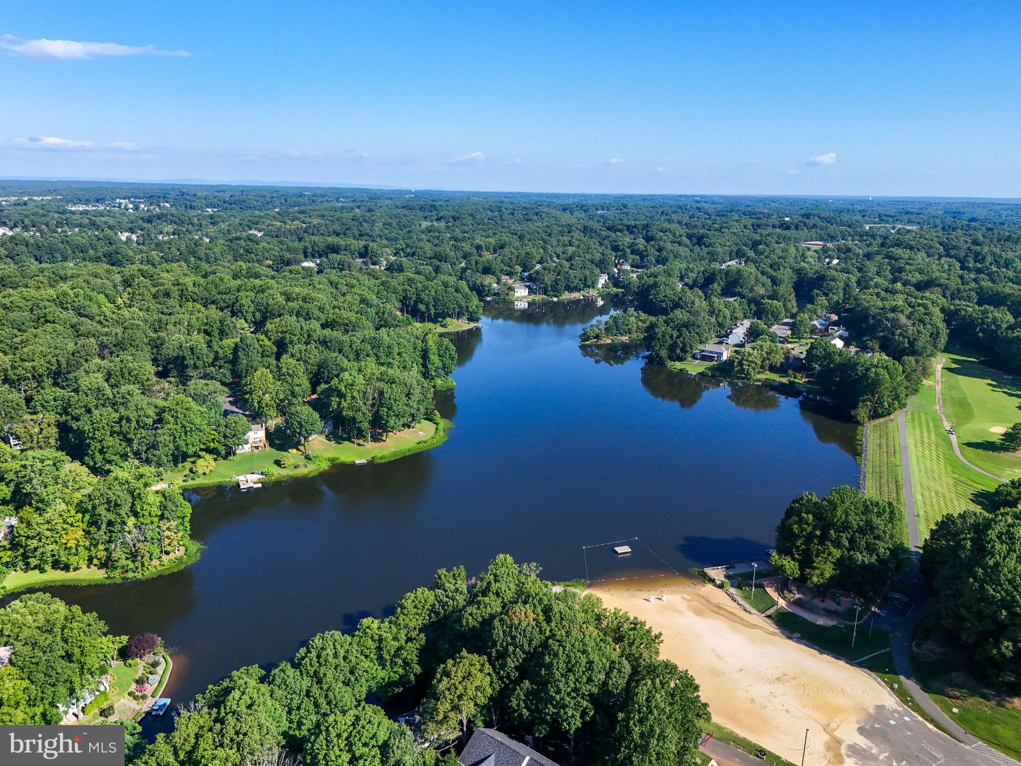 COUNTRY CLUB/LAKE MONTCLAIR - Residential