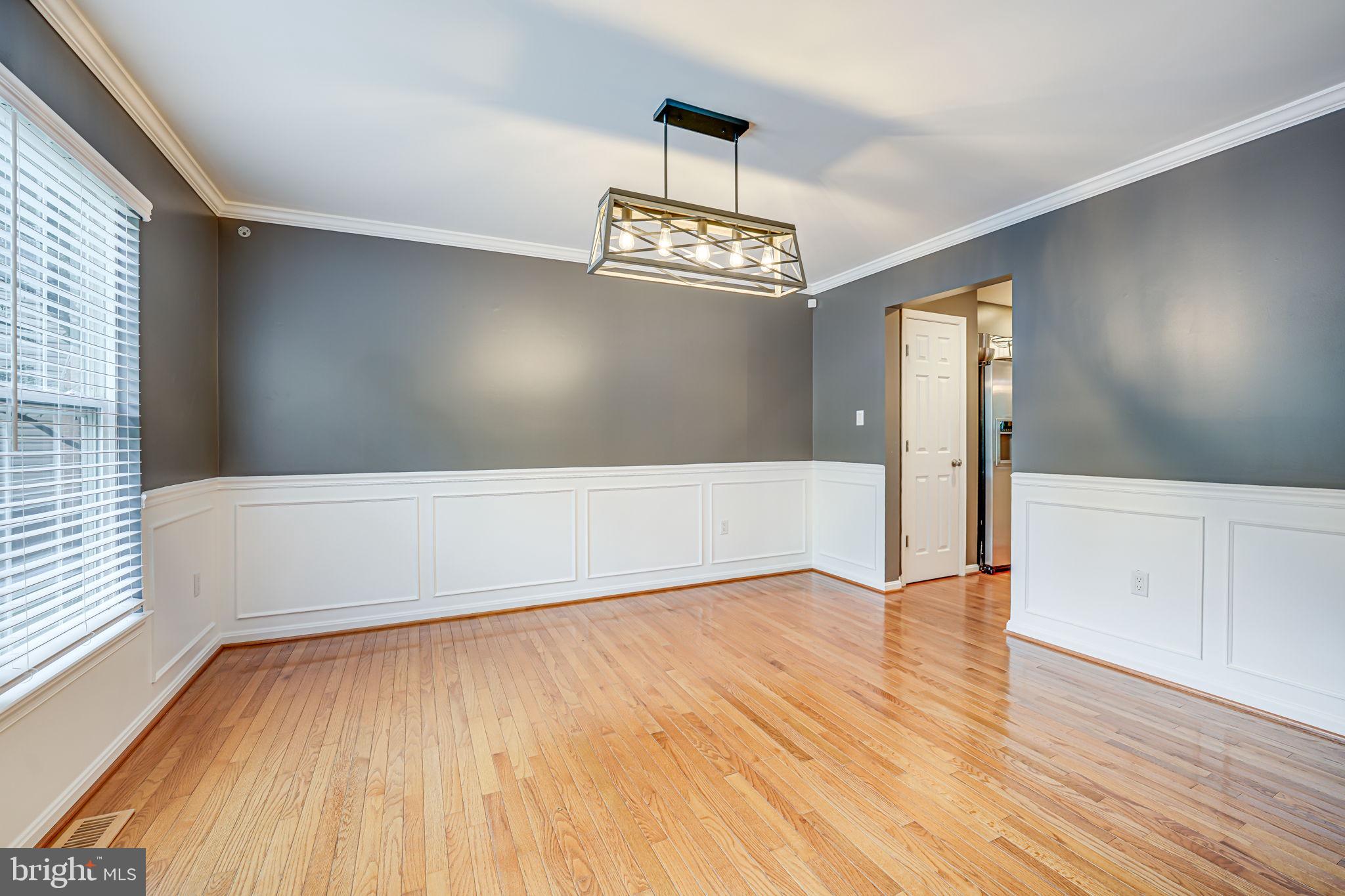 COUNTRY CLUB/LAKE MONTCLAIR - Residential