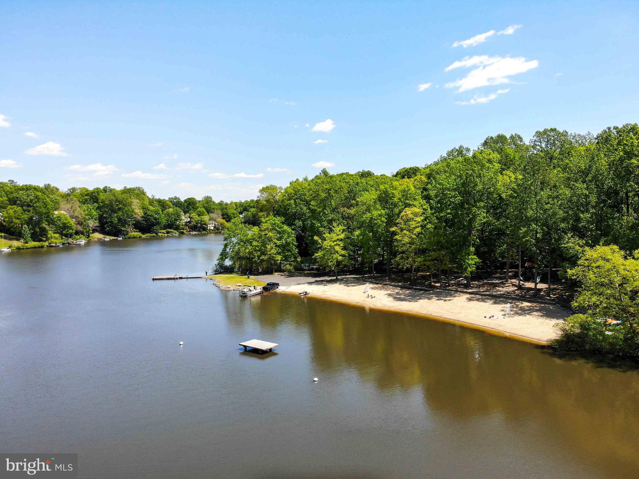 COUNTRY CLUB/LAKE MONTCLAIR - Residential