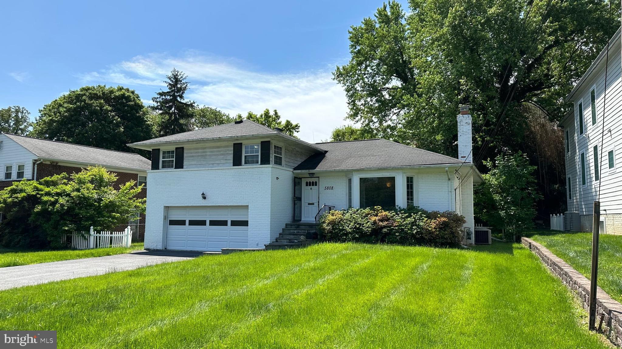 BRADMOOR - Residential Lease