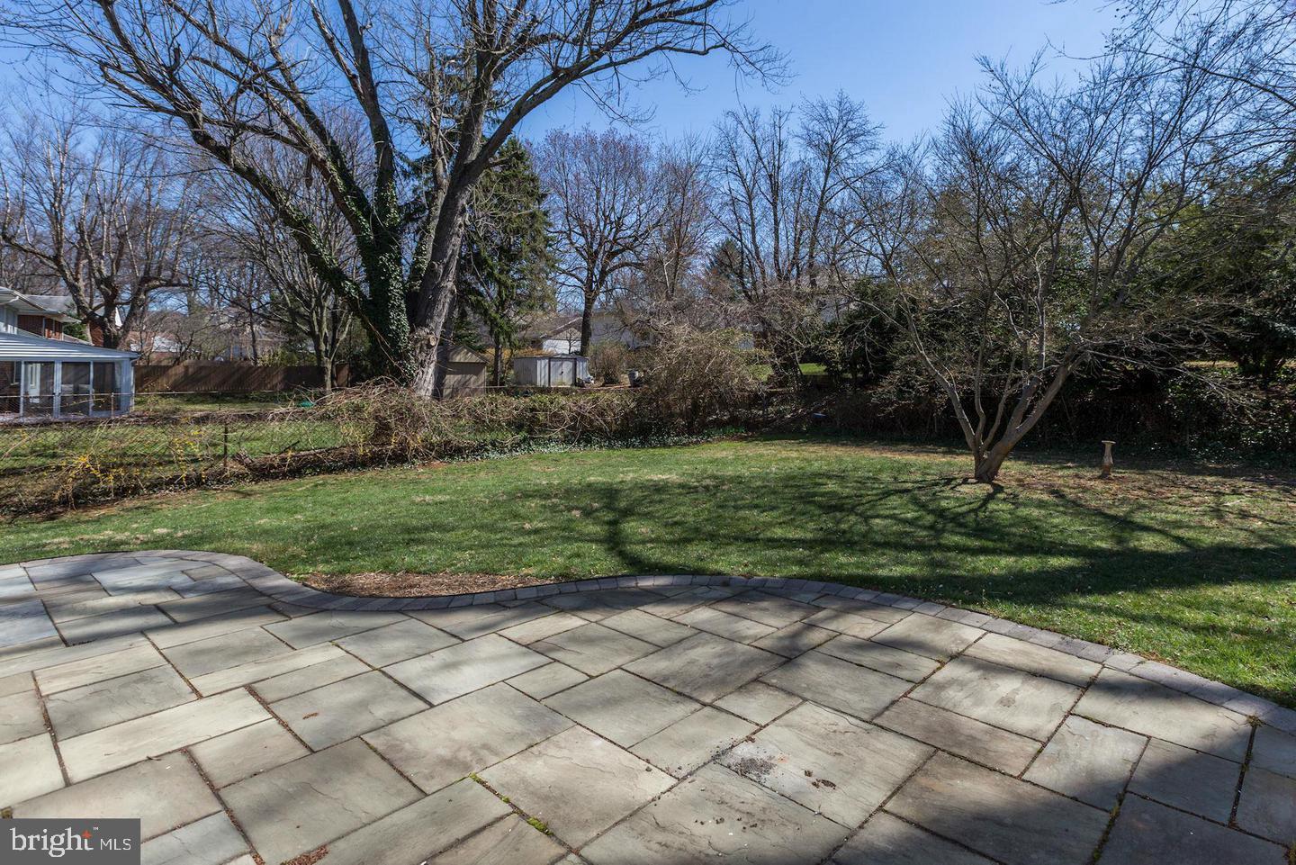 BRADMOOR - Residential Lease