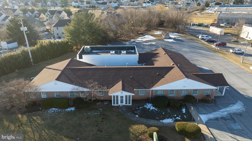 Photo of 640 E Oregon Road, LITITZ, PA 17543 (MLS # PALA2066374)