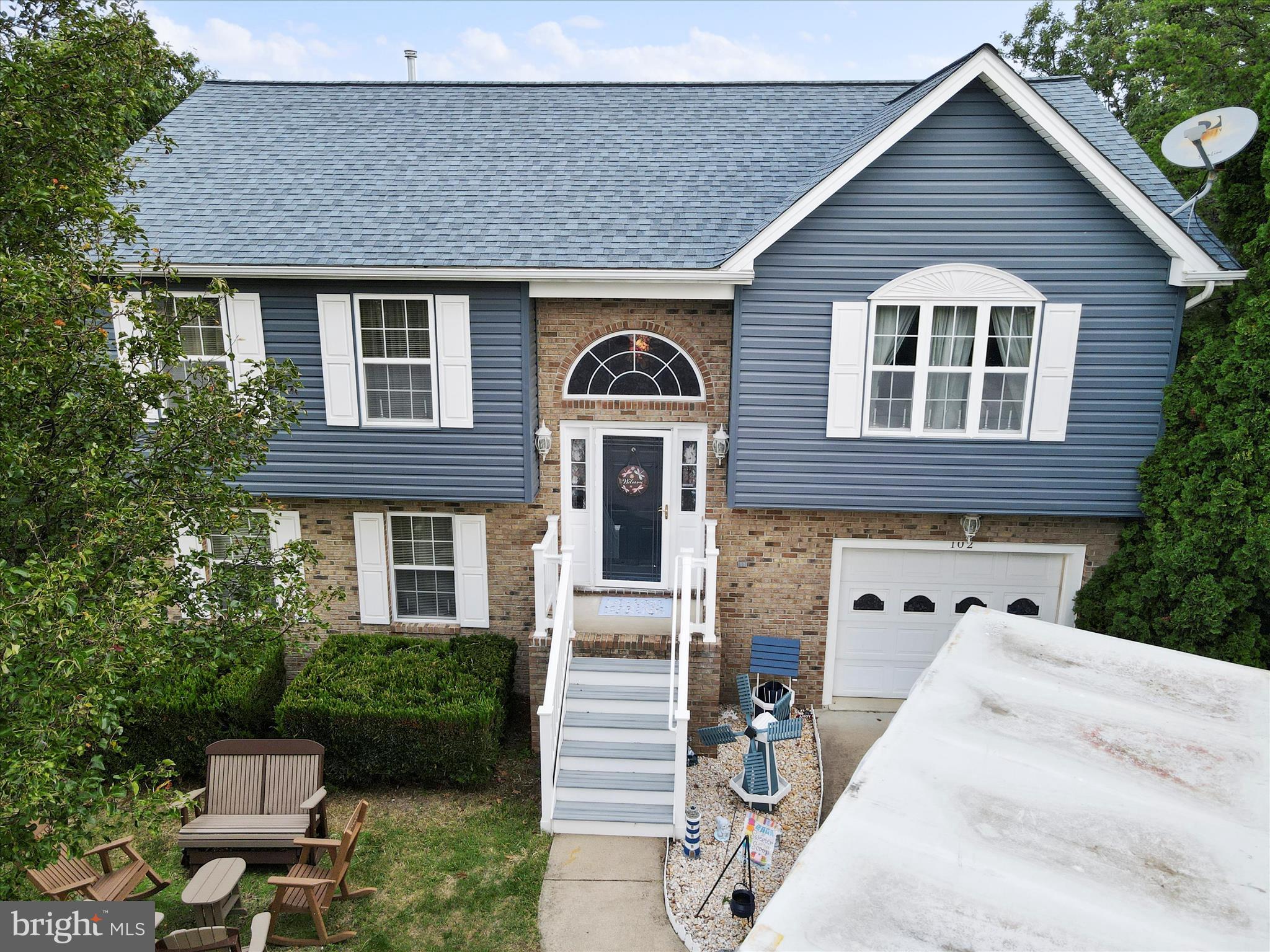 BRIARWOOD ESTATES - Residential