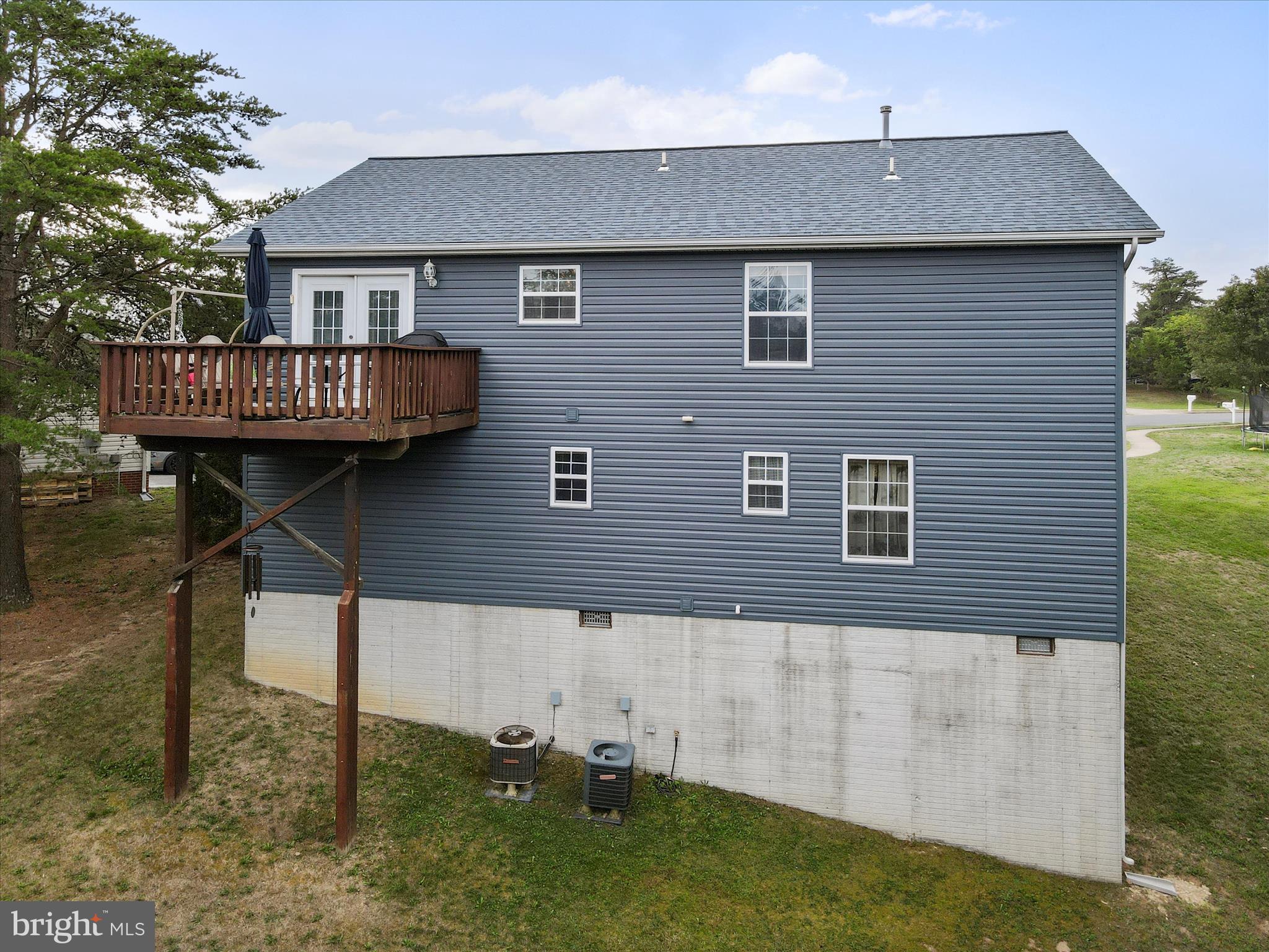 BRIARWOOD ESTATES - Residential