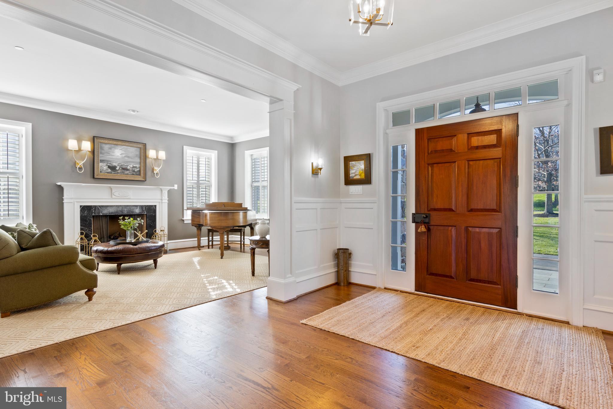 WHITE HORSE - Residential