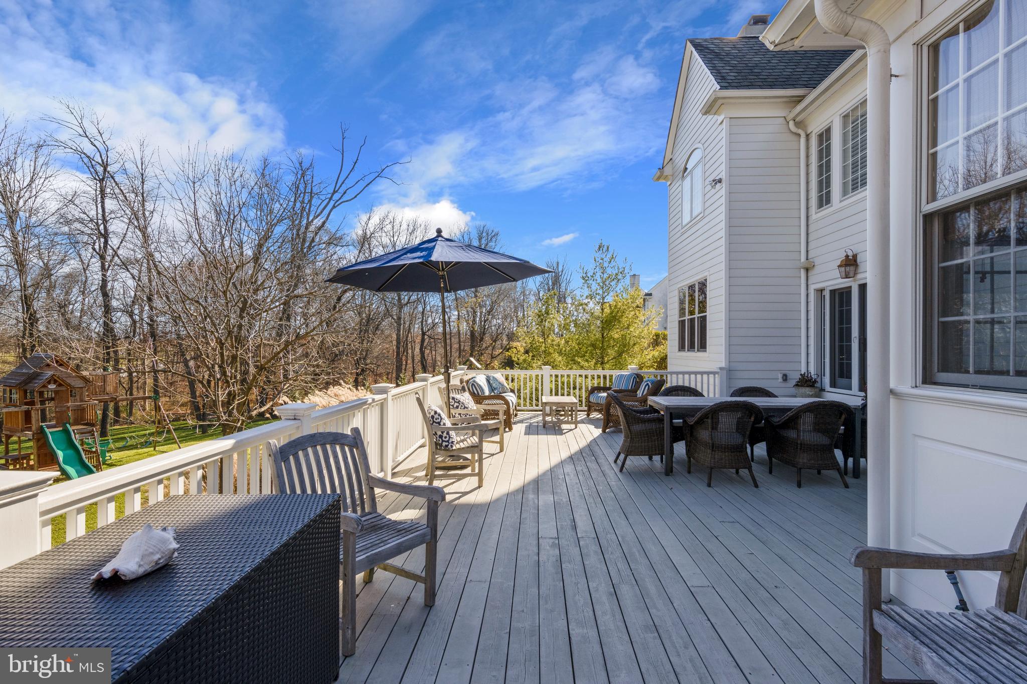 WHITE HORSE - Residential