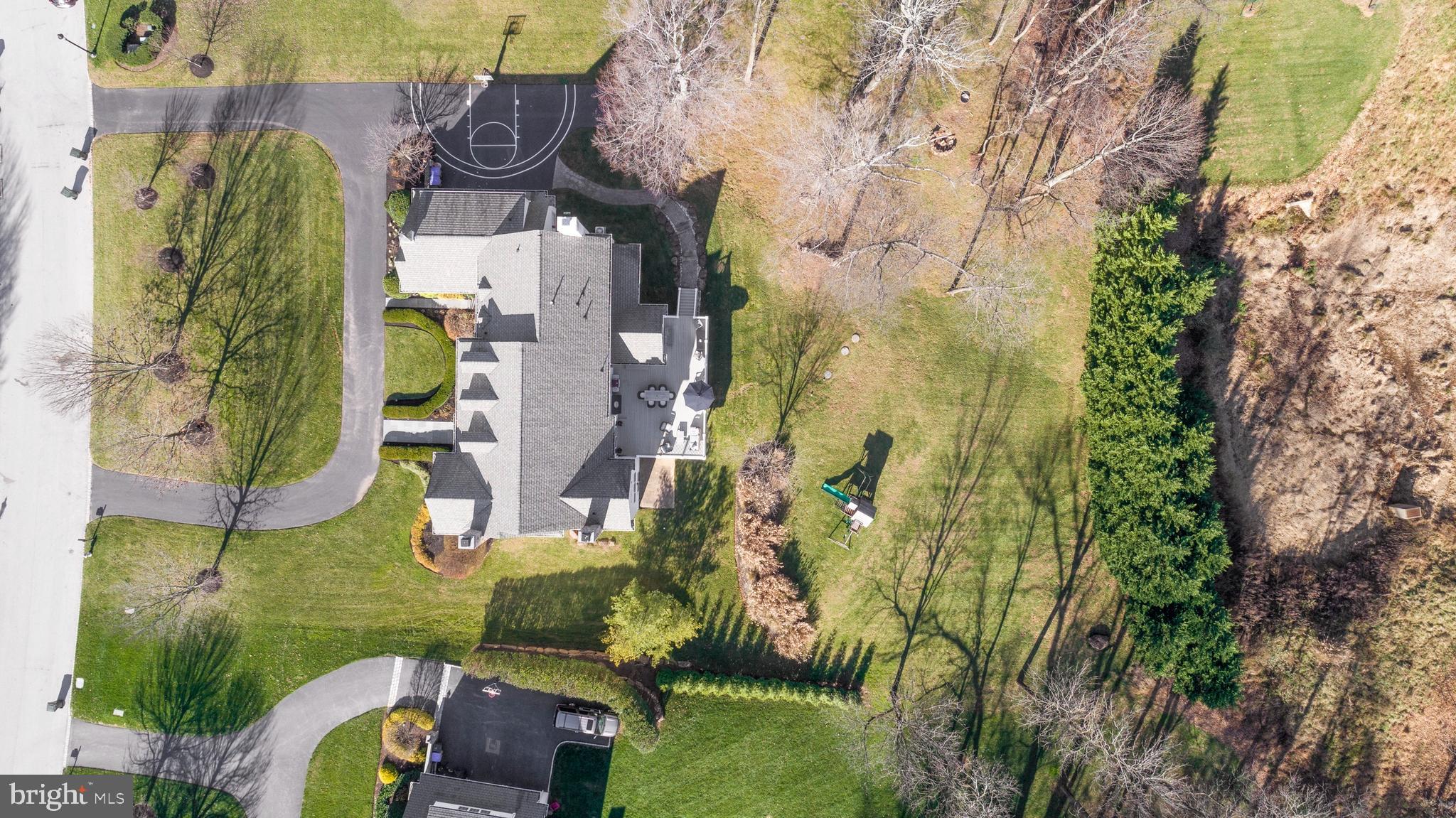 WHITE HORSE - Residential