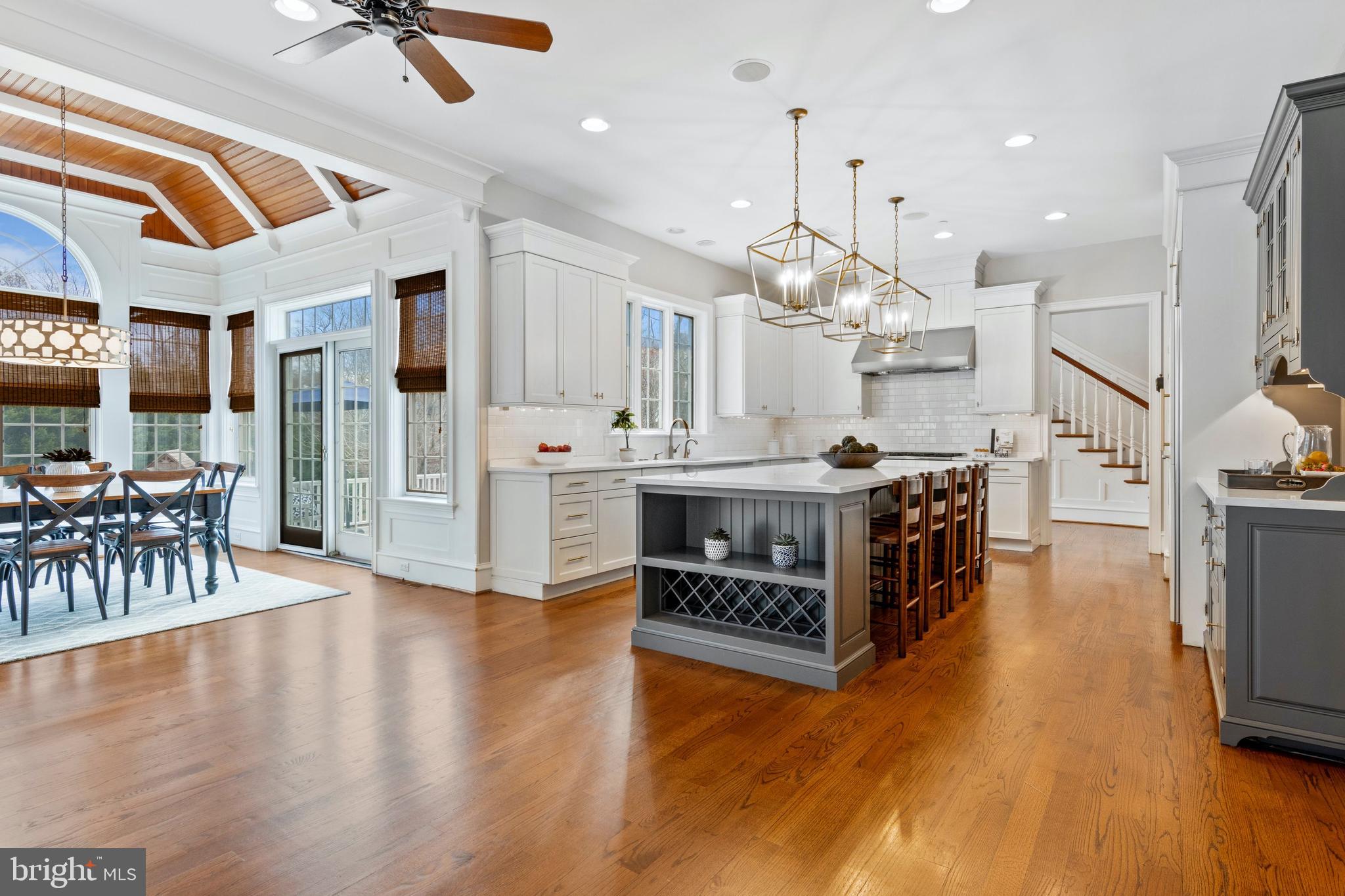 WHITE HORSE - Residential