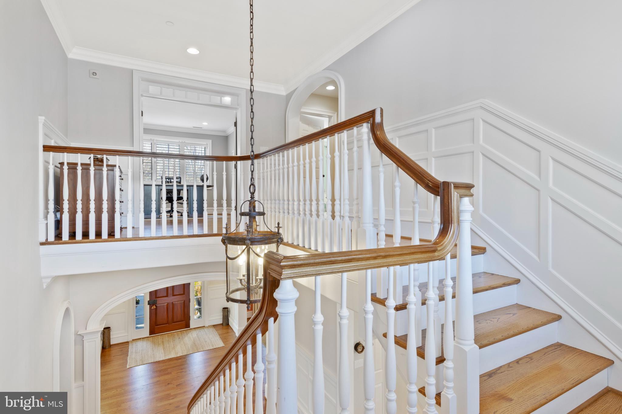 WHITE HORSE - Residential