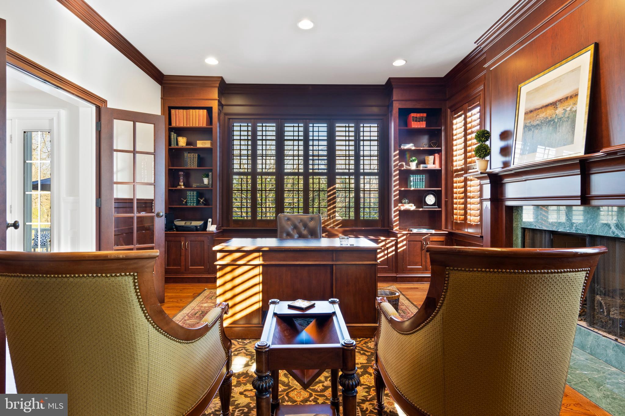 WHITE HORSE - Residential