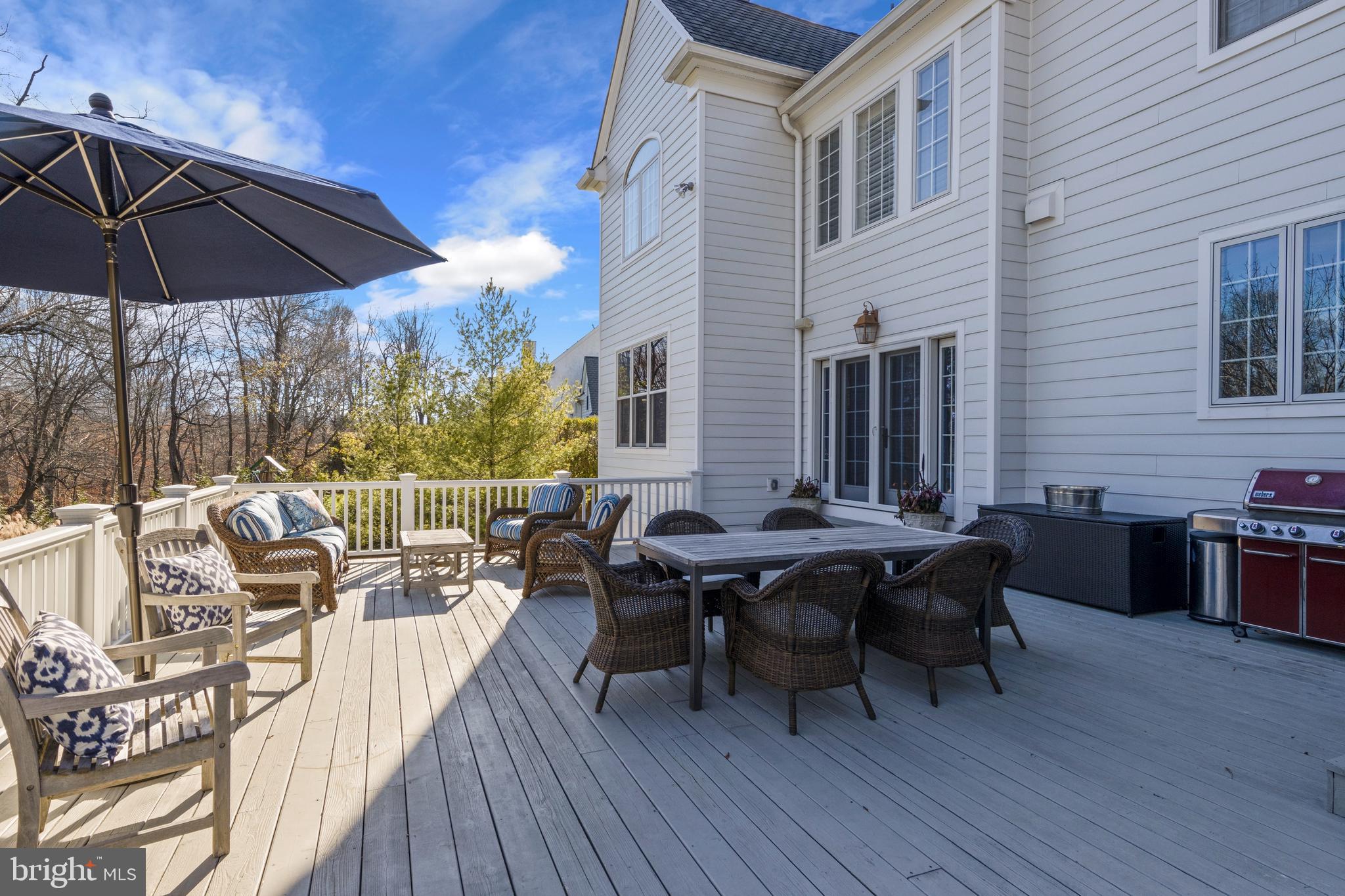 WHITE HORSE - Residential