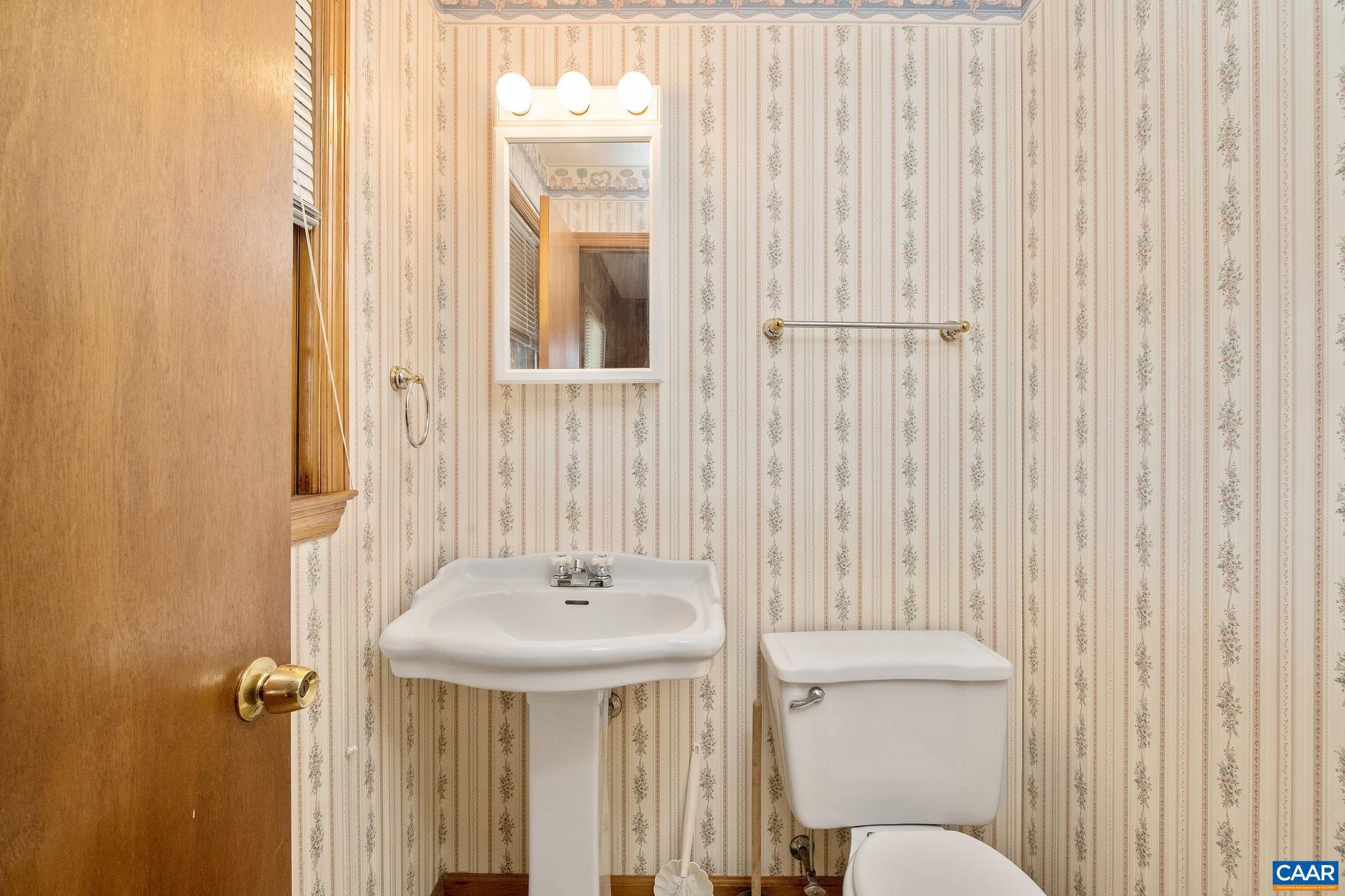 LOCUST GROVE - Residential